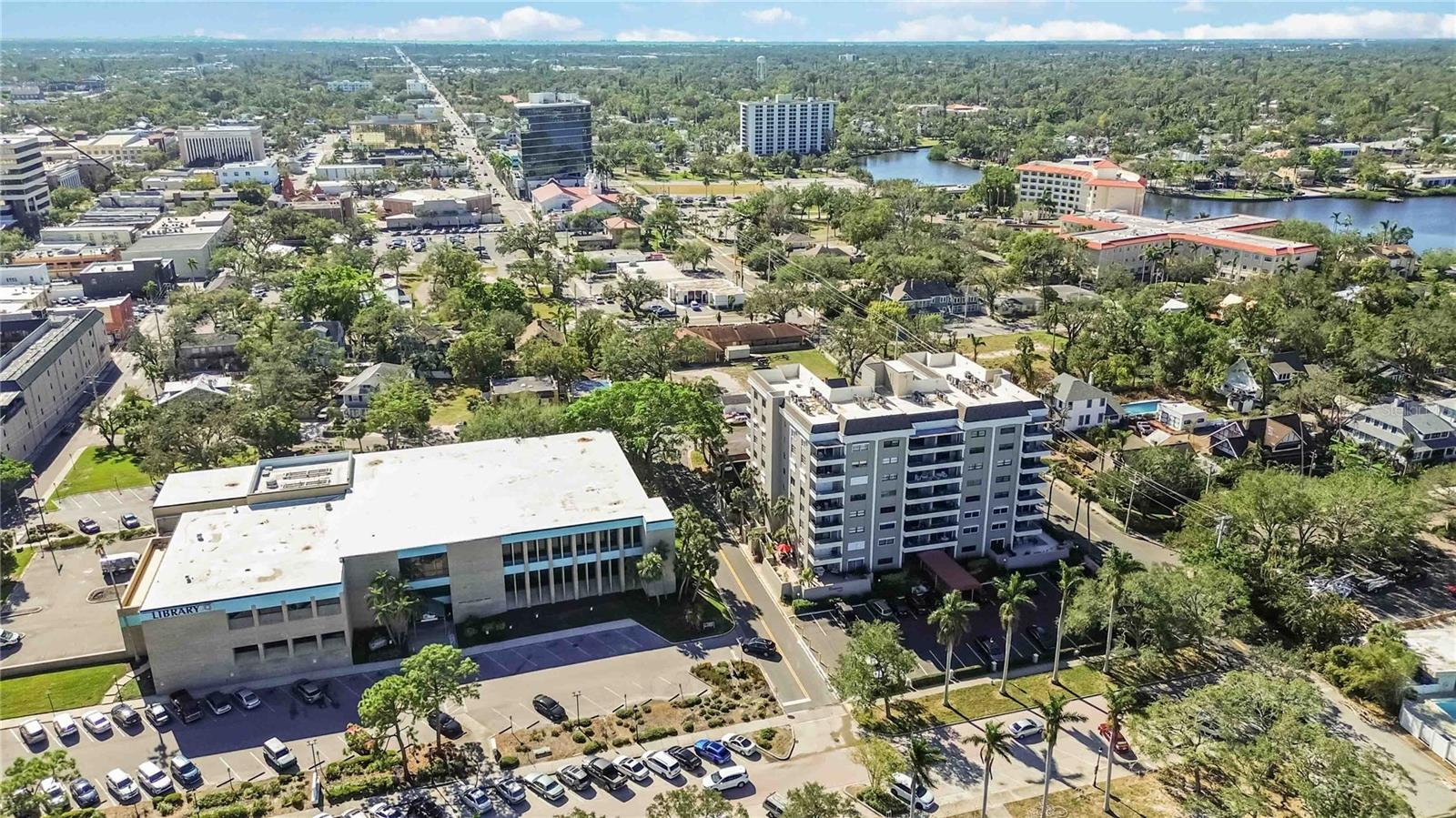 Image 46 of 85 For 304 15th Street W