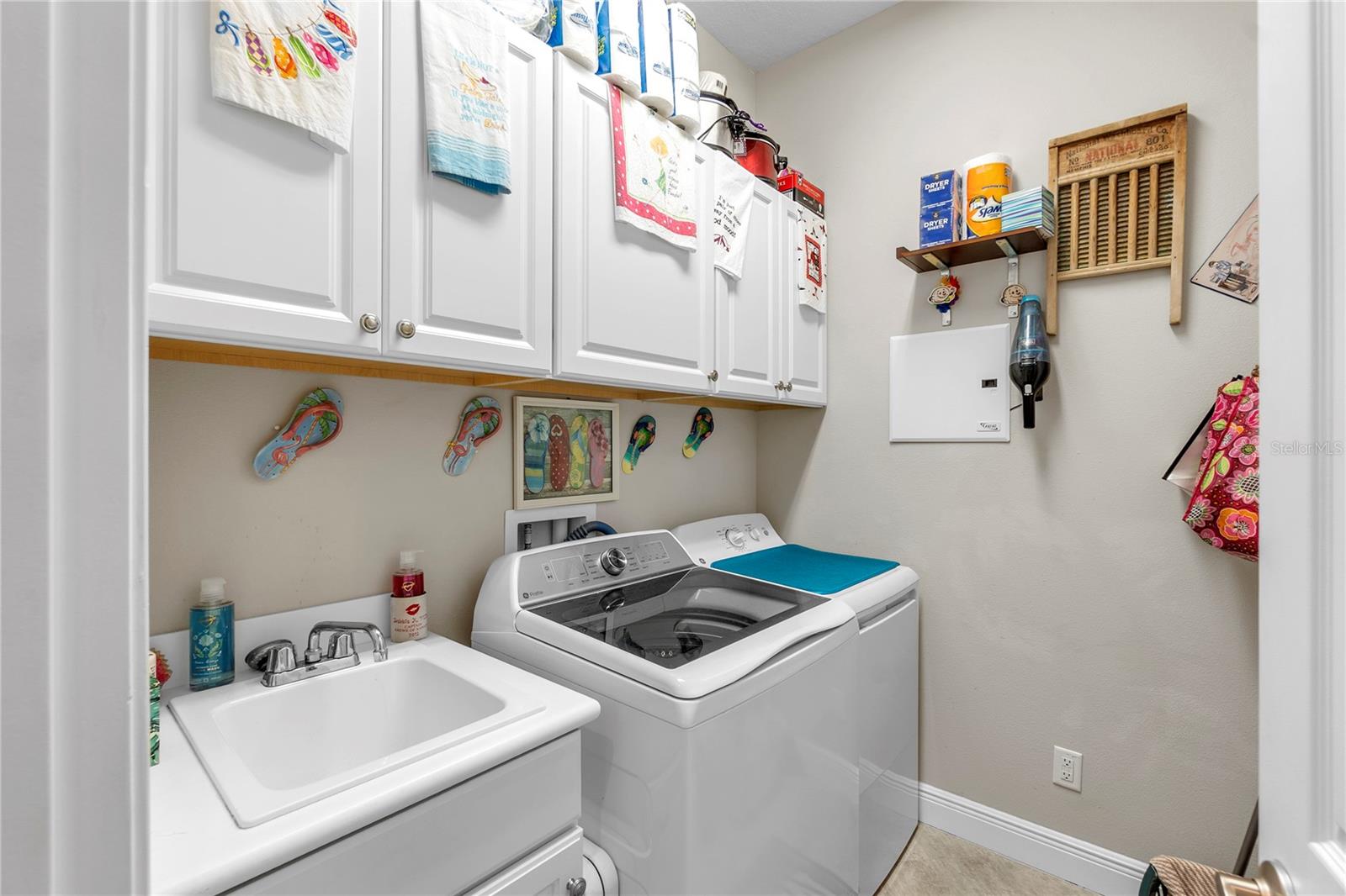 Image 10 of 19 For 4912 Sandy Glen Way