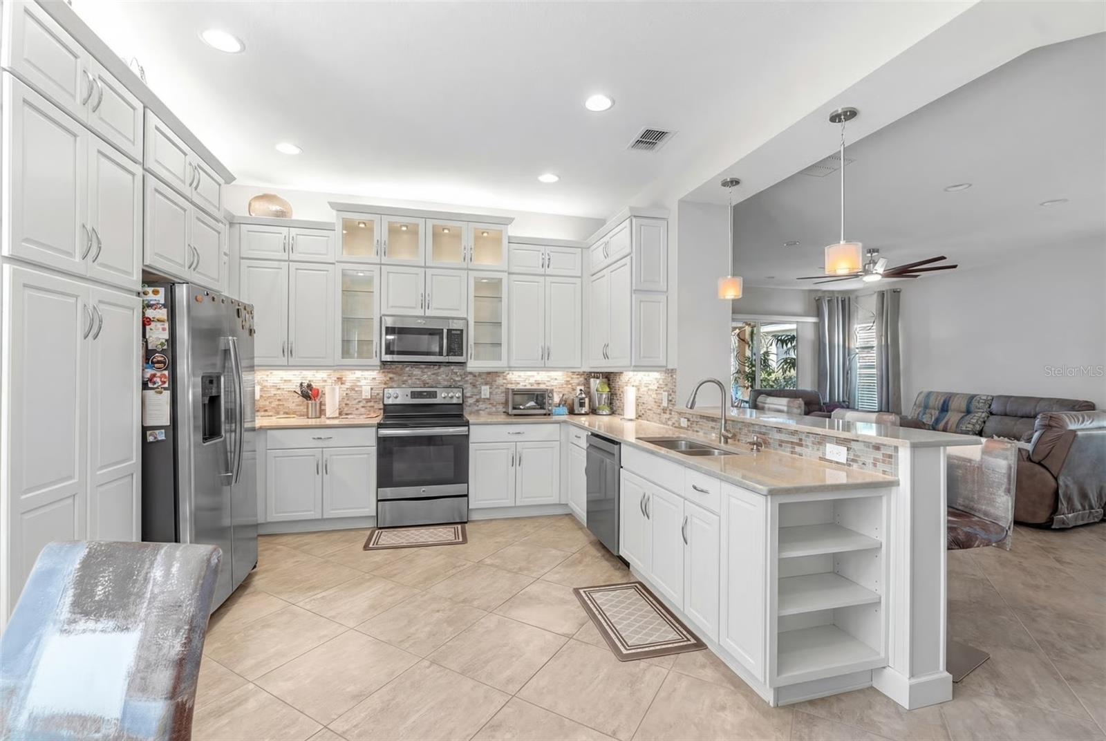 Image 2 of 19 For 4912 Sandy Glen Way