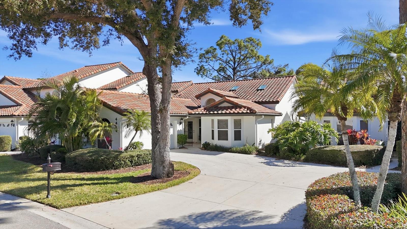 Image 2 of 49 For 4444 Calle Serena