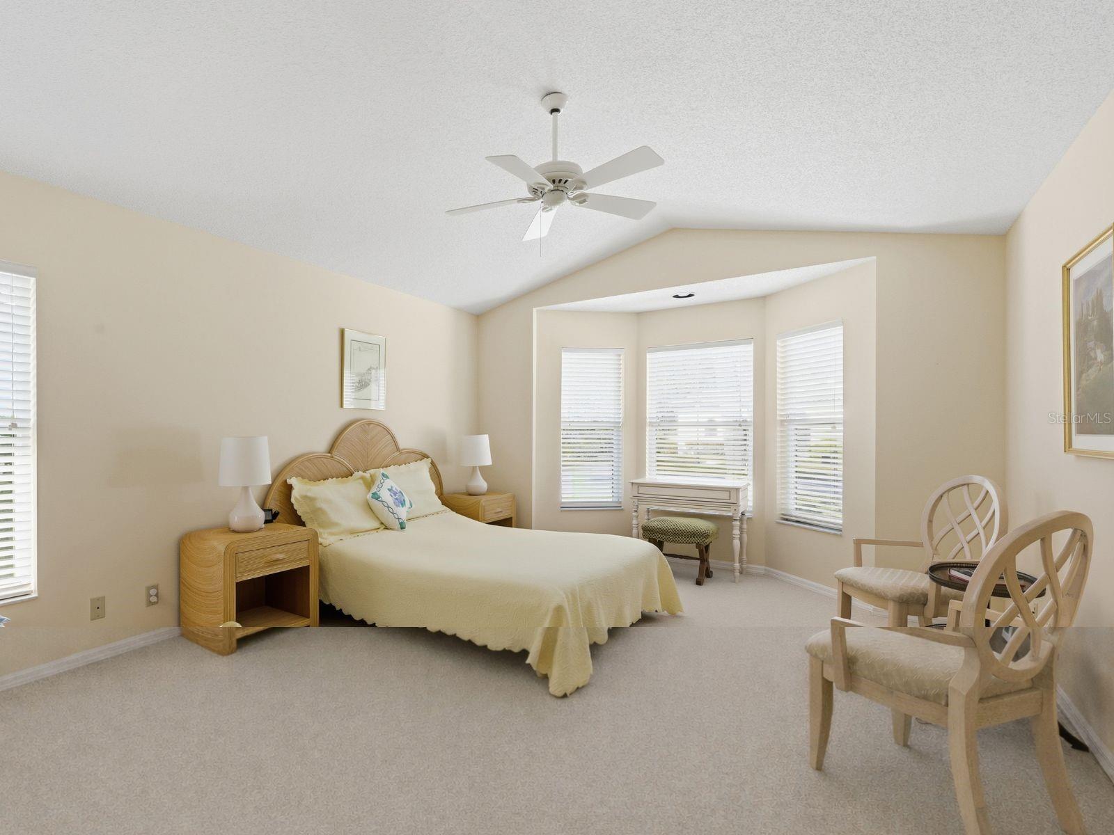 Image 22 of 49 For 4444 Calle Serena