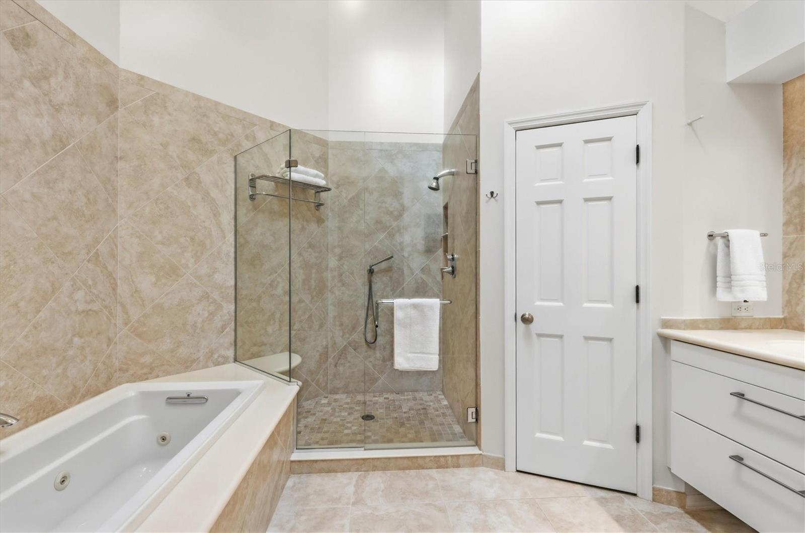 Image 25 of 49 For 4444 Calle Serena