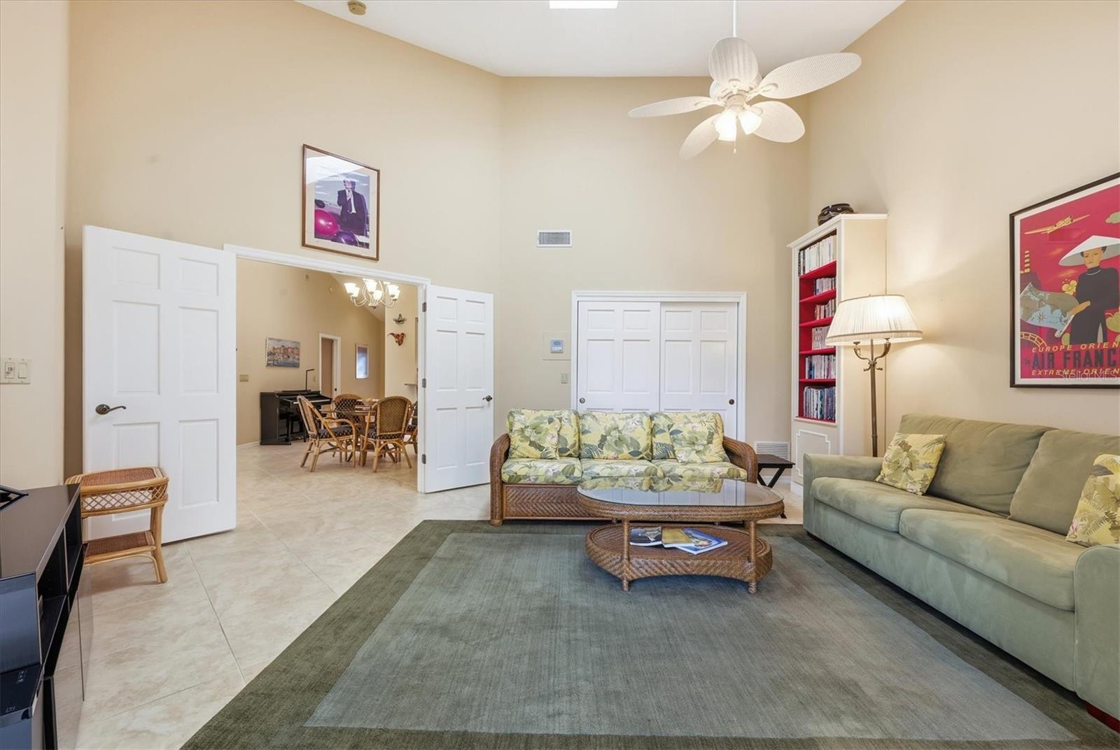 Image 31 of 49 For 4444 Calle Serena