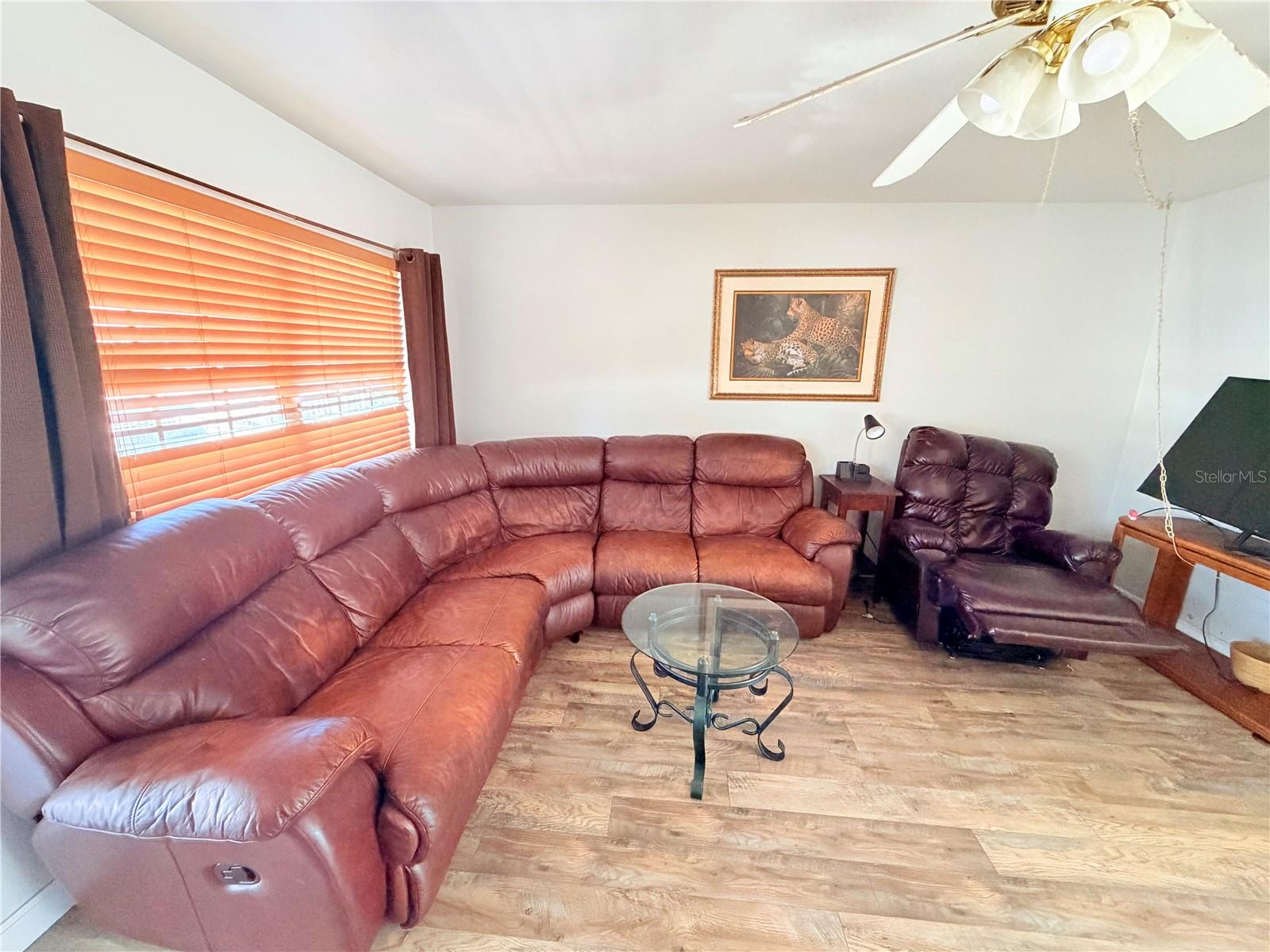 Image 4 of 21 For 3226 Bailey Street