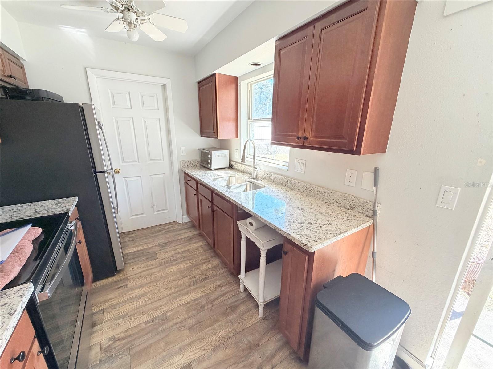 Image 7 of 21 For 3226 Bailey Street