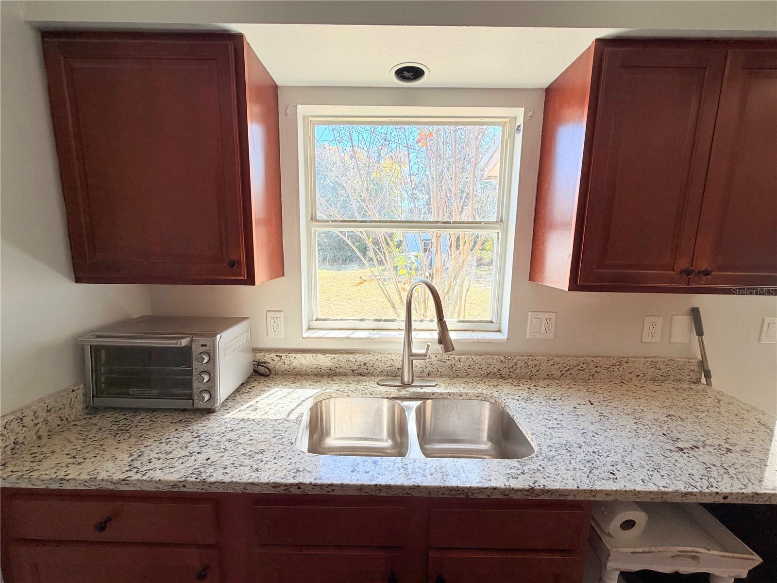 Image 8 of 21 For 3226 Bailey Street