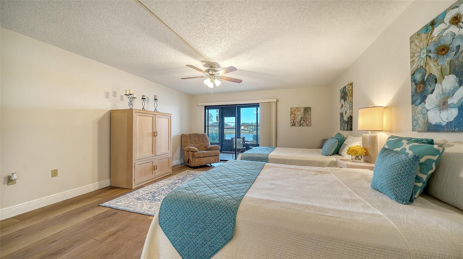 Image 30 of 42 For 214 Lakewood Drive 214