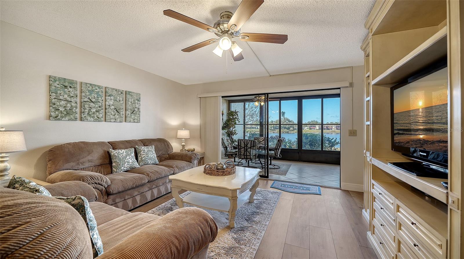 Image 7 of 42 For 214 Lakewood Drive 214