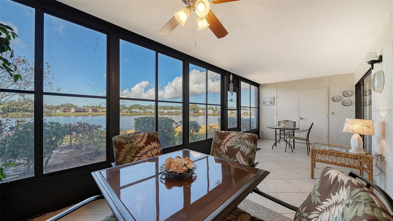 Image 9 of 42 For 214 Lakewood Drive 214