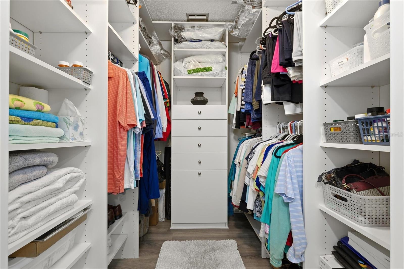 Image 17 of 54 For 3129 Windrush Bourne  56