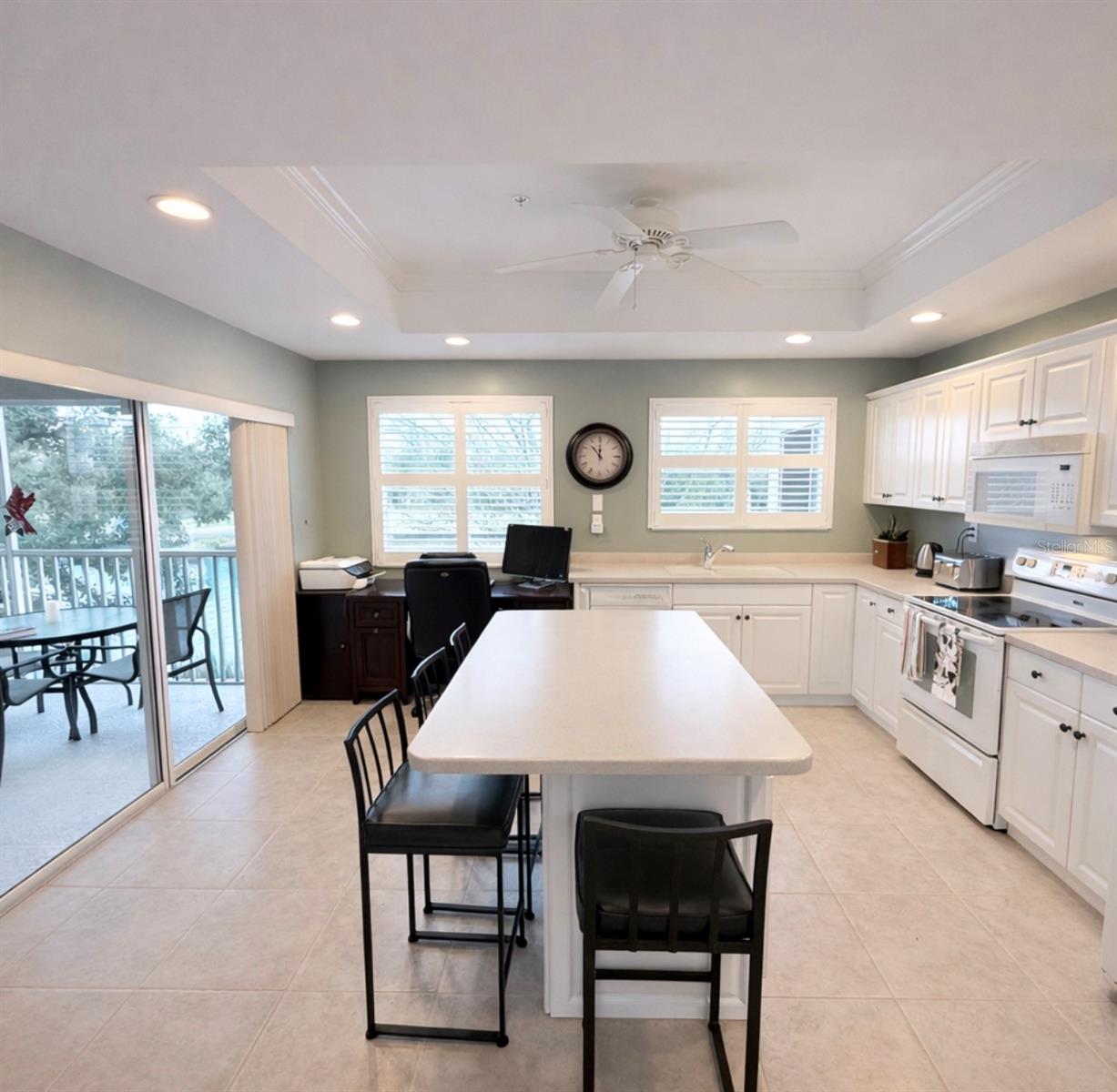 Image 24 of 63 For 6318 Grand Oak Circle 201