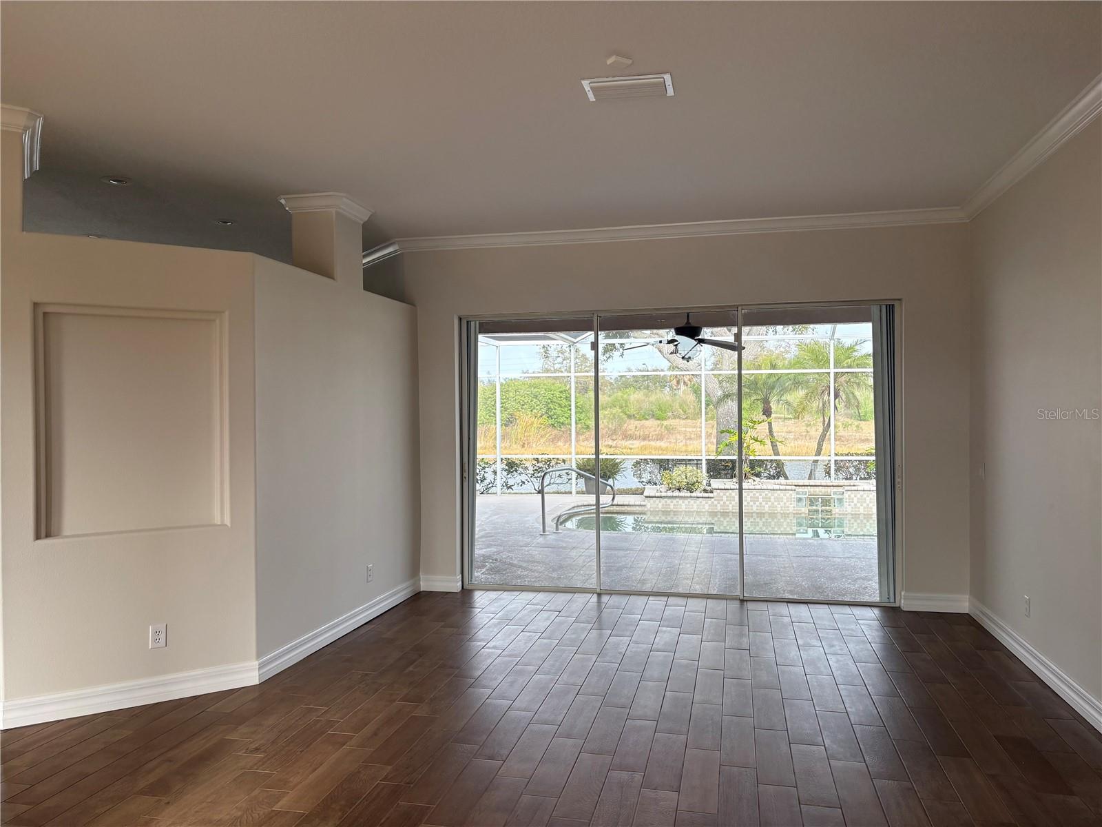 Image 10 of 56 For 5205 Far Oak Circle