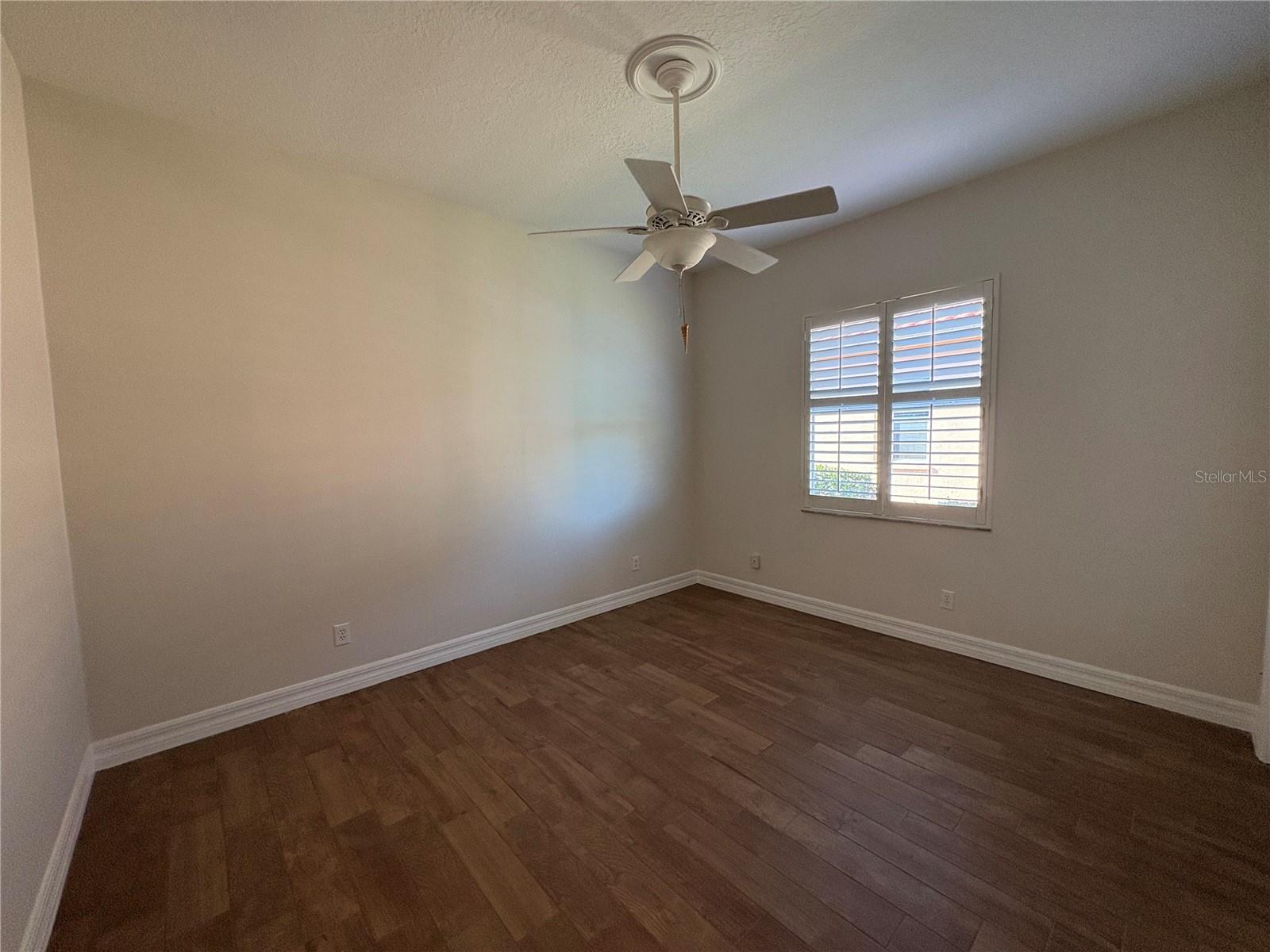 Image 20 of 56 For 5205 Far Oak Circle