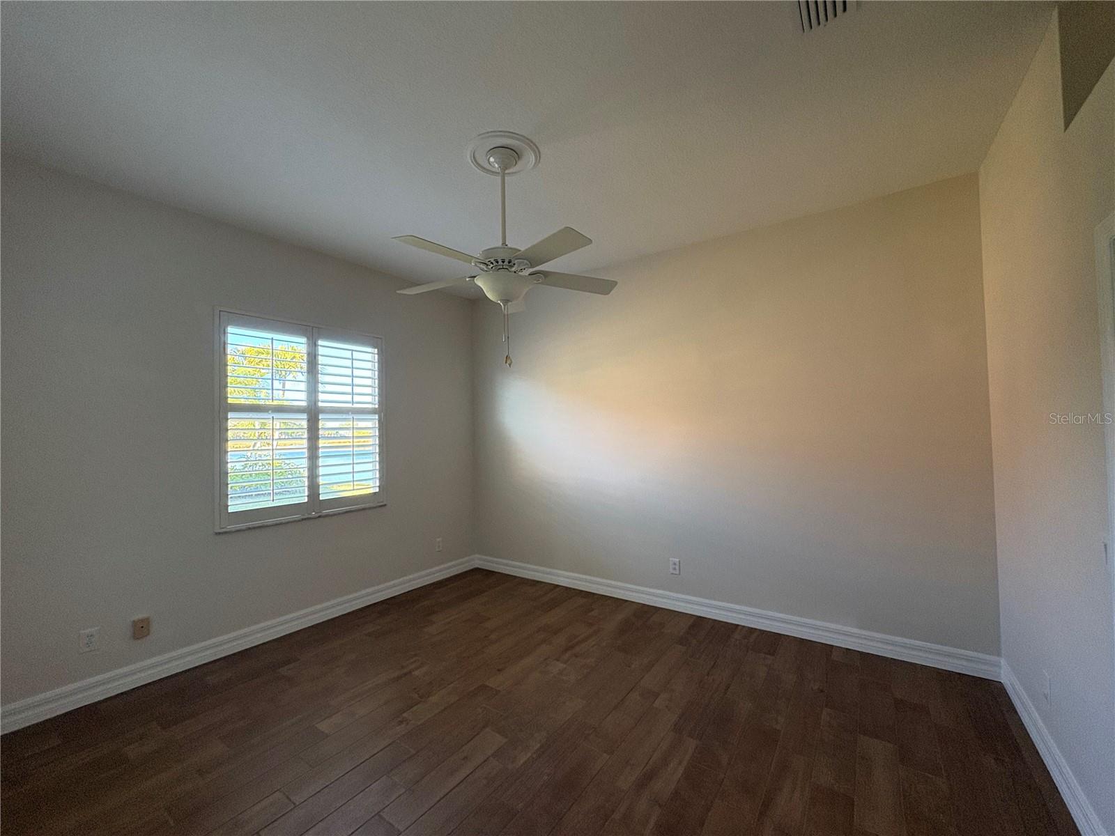 Image 22 of 56 For 5205 Far Oak Circle