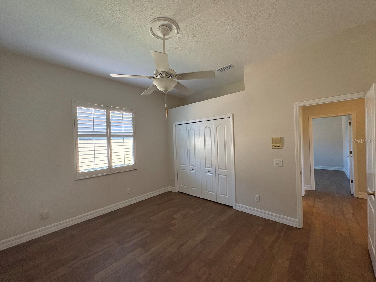 Image 23 of 56 For 5205 Far Oak Circle