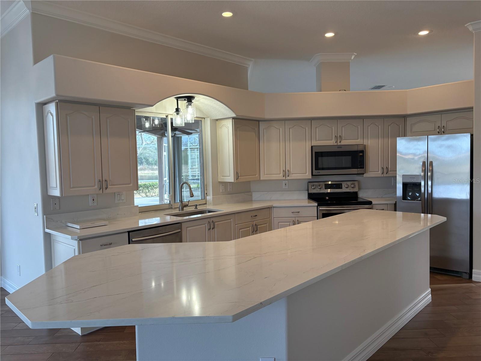 Image 29 of 56 For 5205 Far Oak Circle