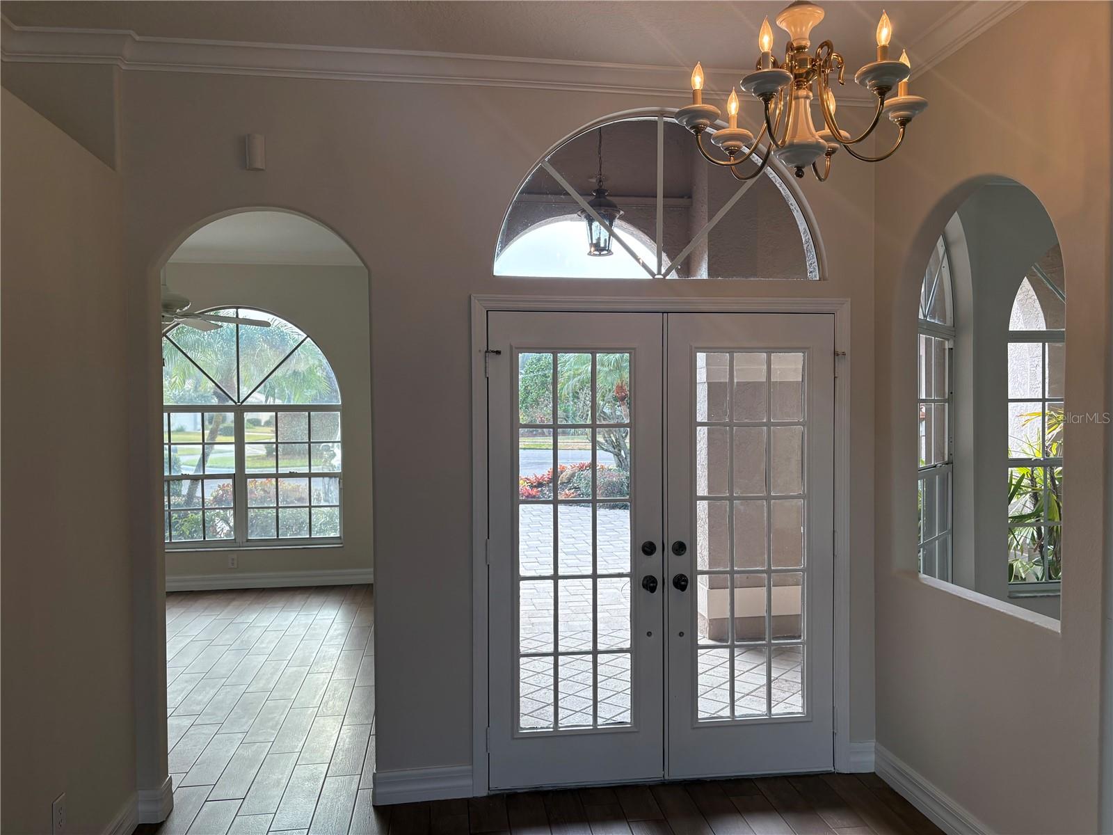 Image 4 of 56 For 5205 Far Oak Circle