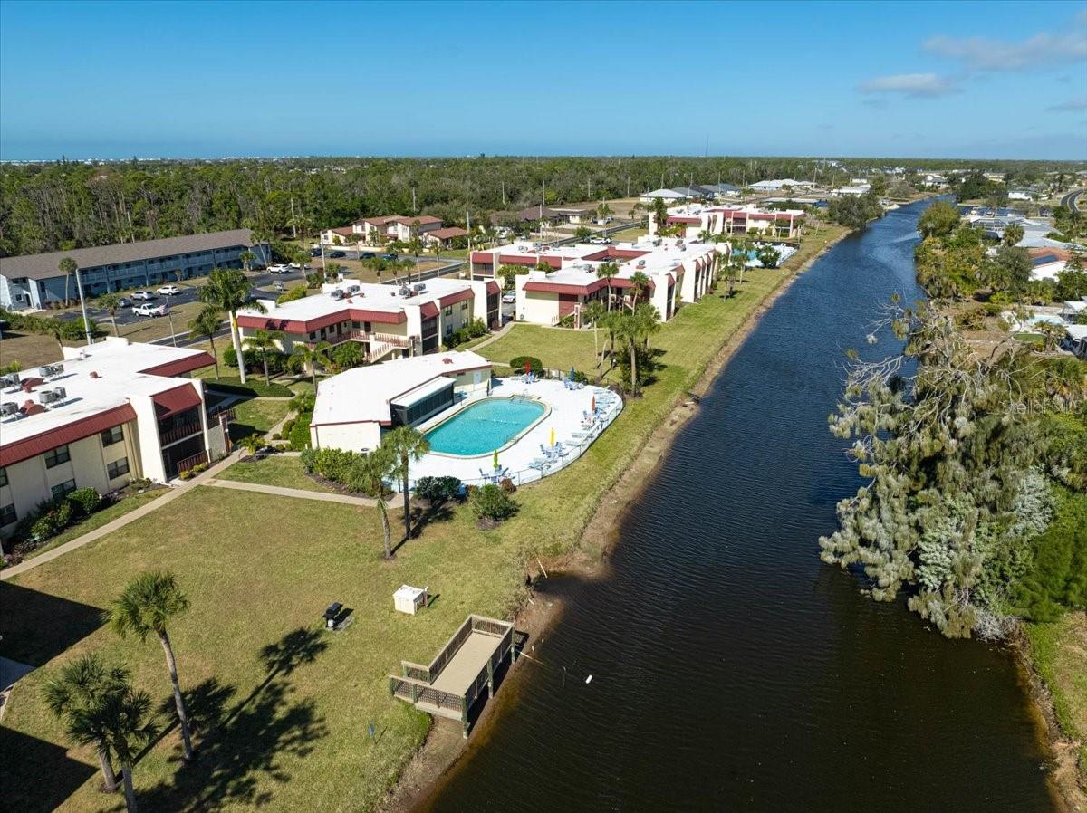 Image 28 of 35 For 93 Boundary Boulevard 303