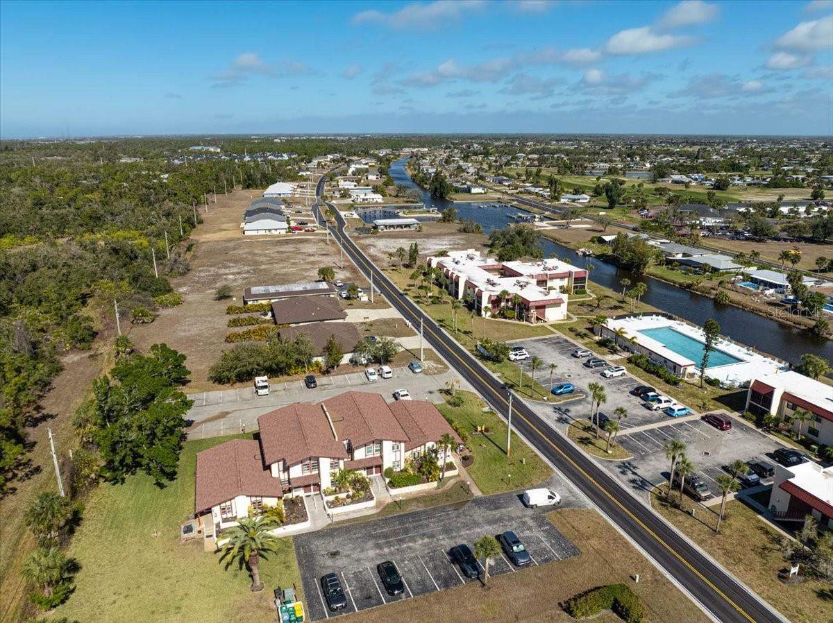 Image 30 of 35 For 93 Boundary Boulevard 303