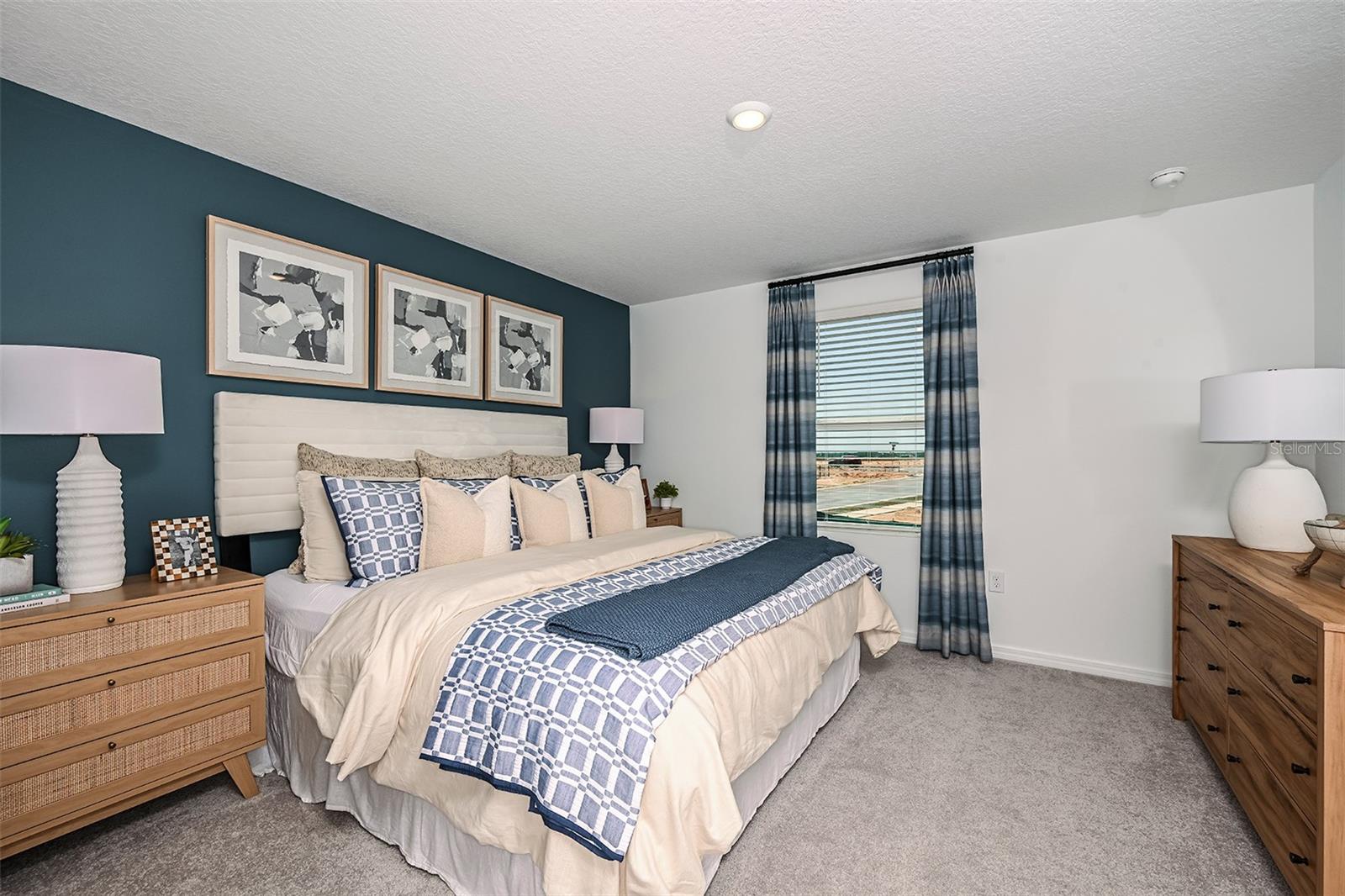 Image 14 of 37 For 7603 Waterscape Drive