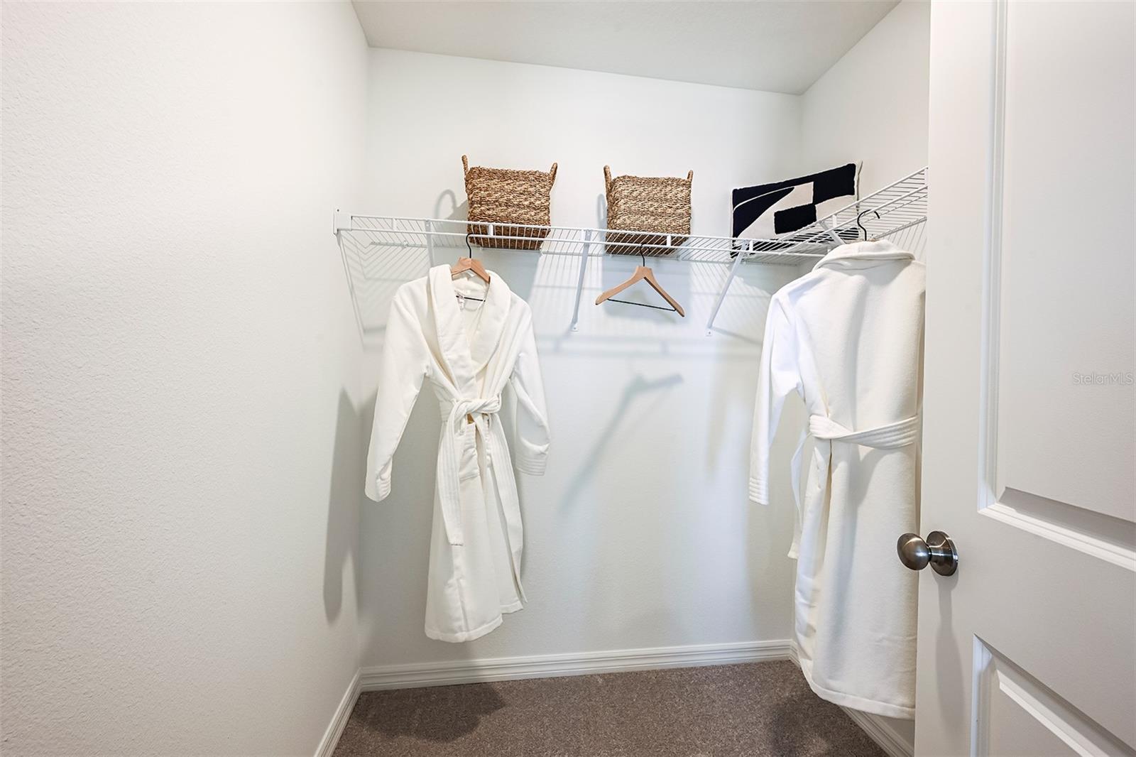 Image 15 of 37 For 7603 Waterscape Drive