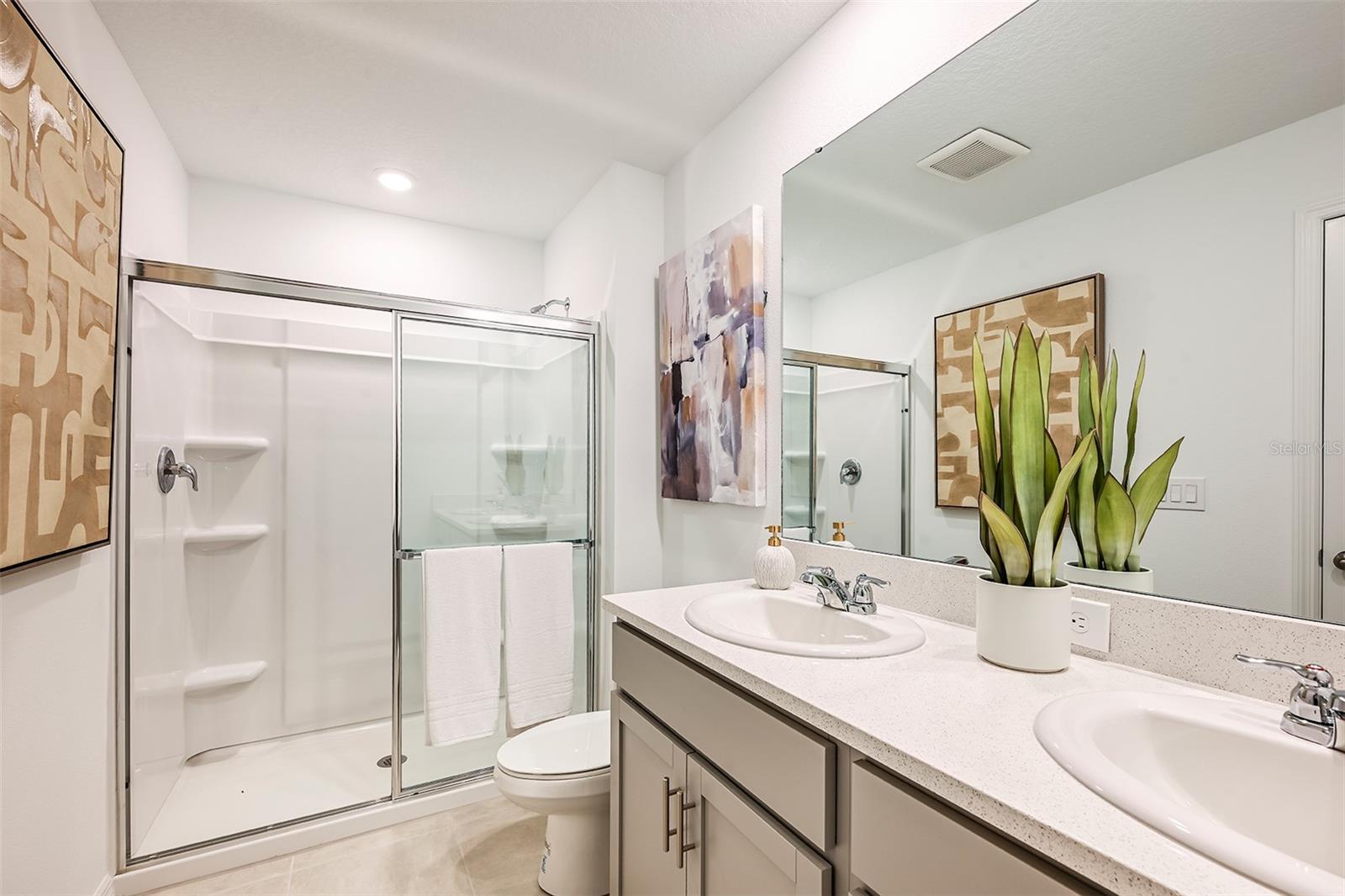 Image 16 of 37 For 7603 Waterscape Drive