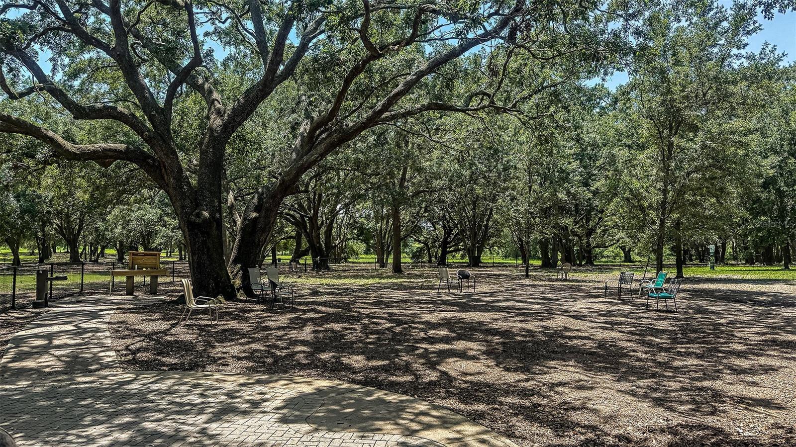 Image 34 of 37 For 7603 Waterscape Drive