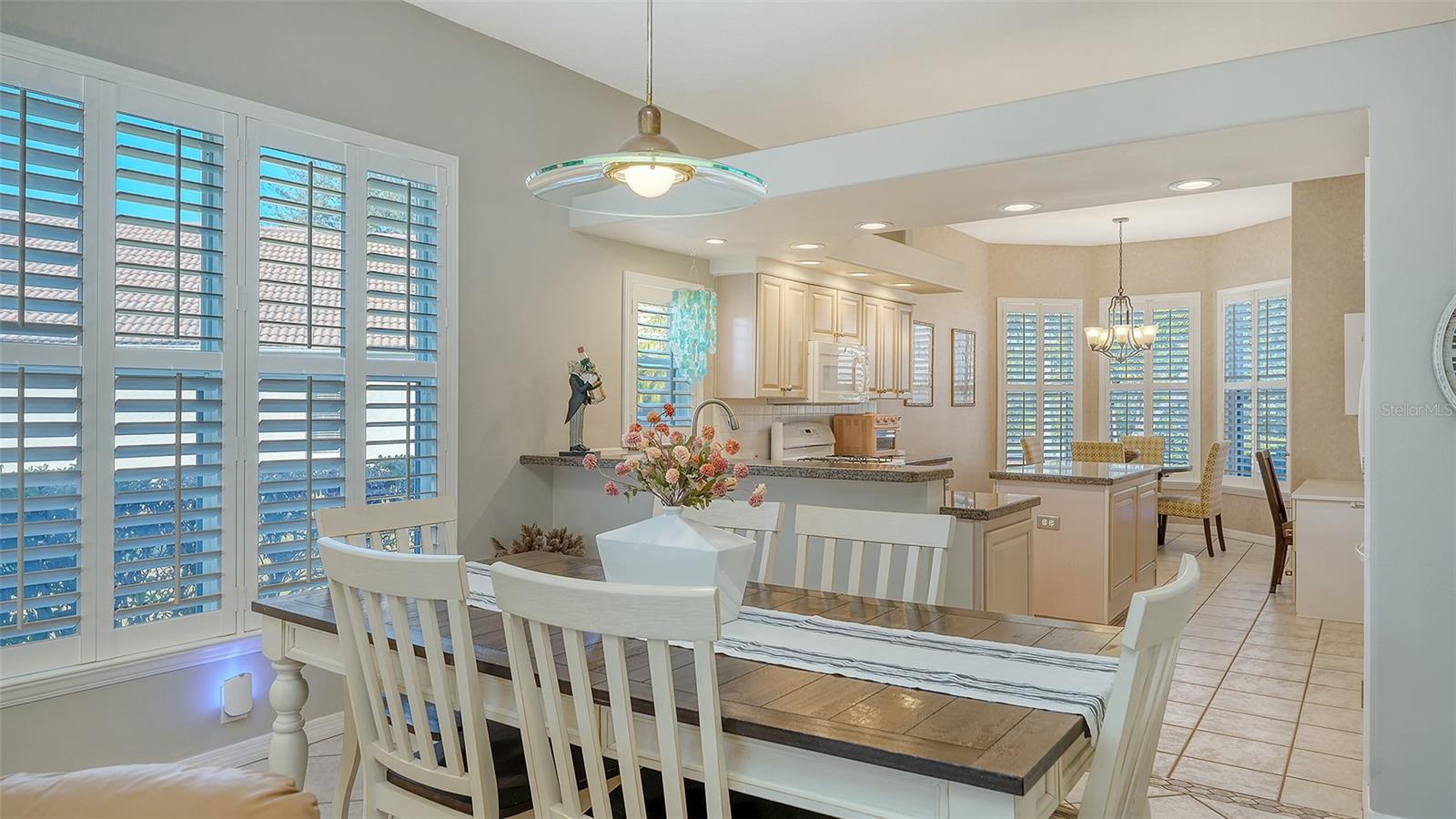 Image 10 of 58 For 5811 White Oak Bayou Court