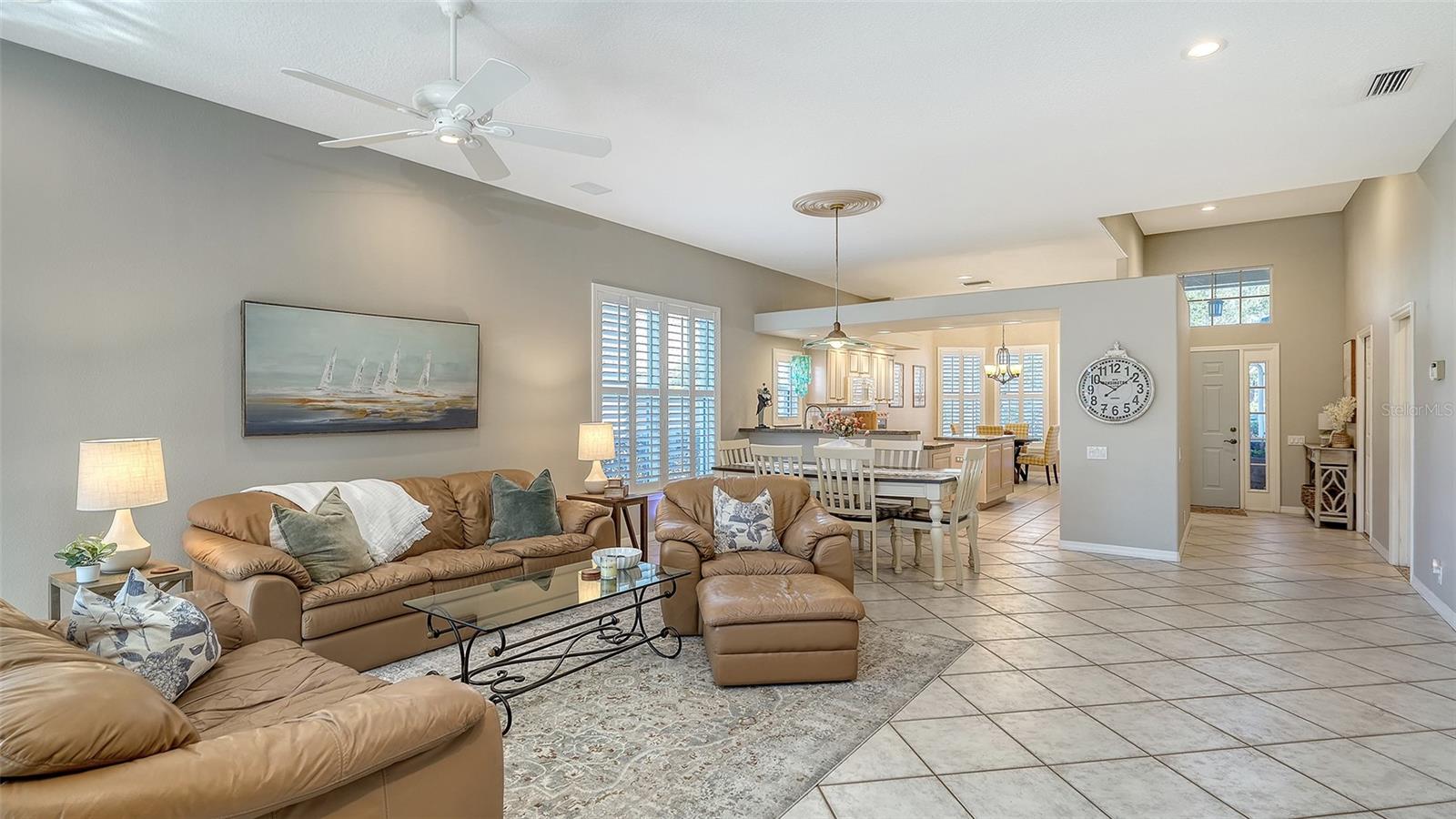 Image 22 of 58 For 5811 White Oak Bayou Court