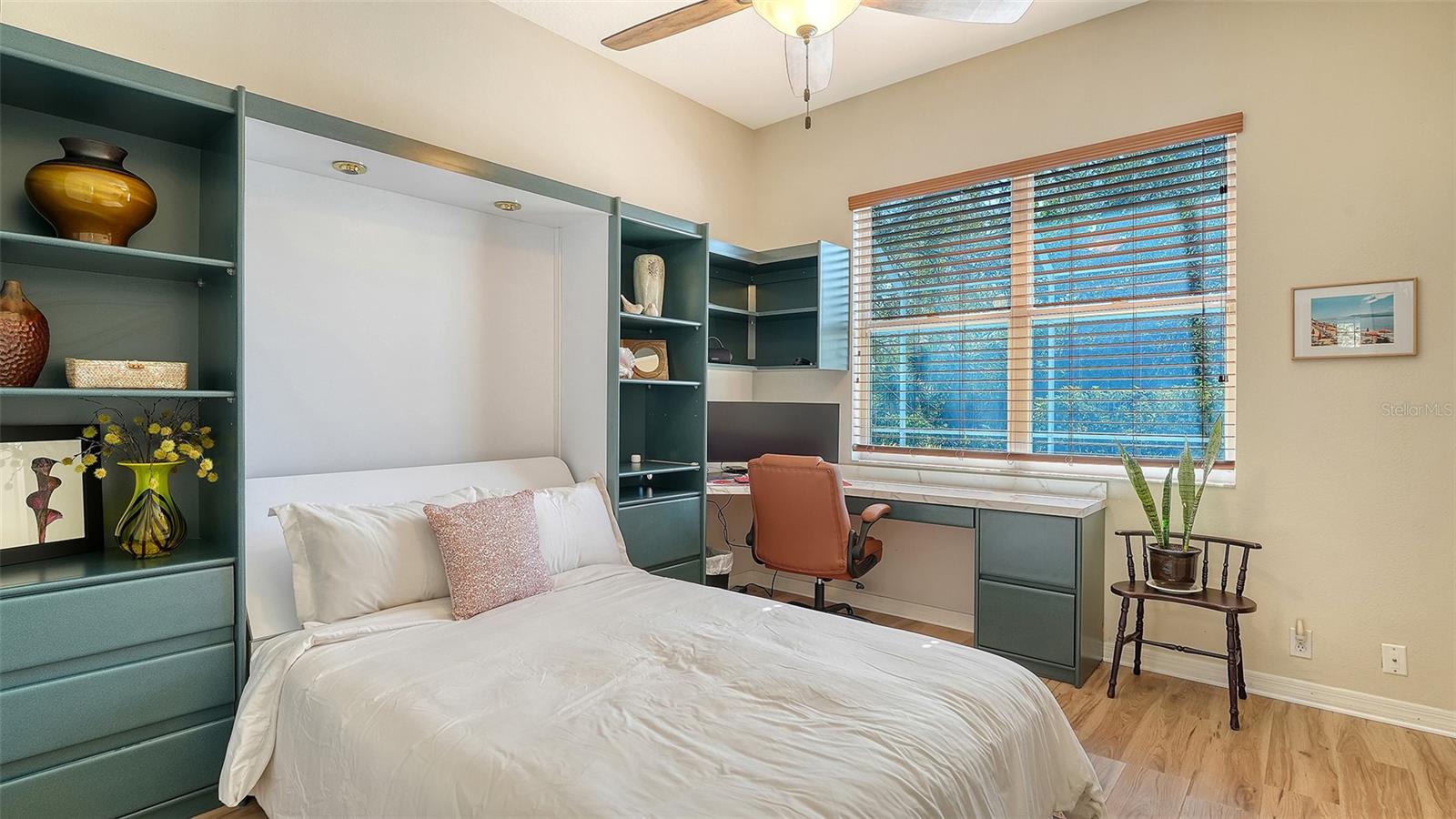 Image 30 of 58 For 5811 White Oak Bayou Court