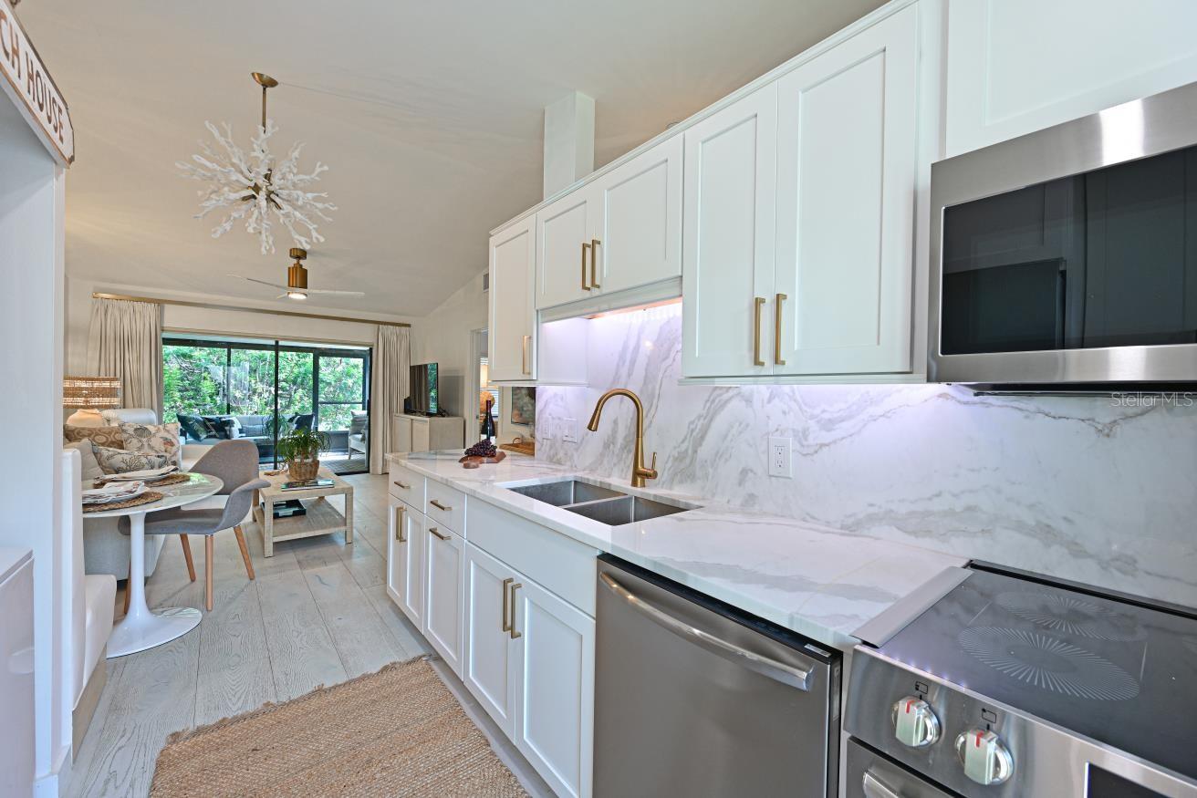 Image 14 of 30 For 2915 61st Street W