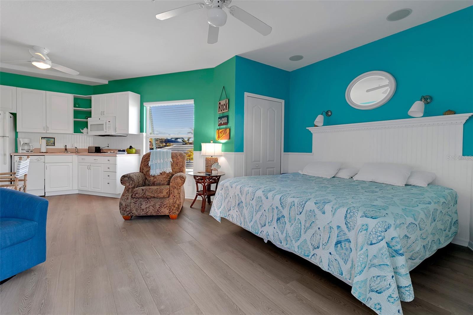 Image 31 of 70 For 5322 Calle De La Siesta