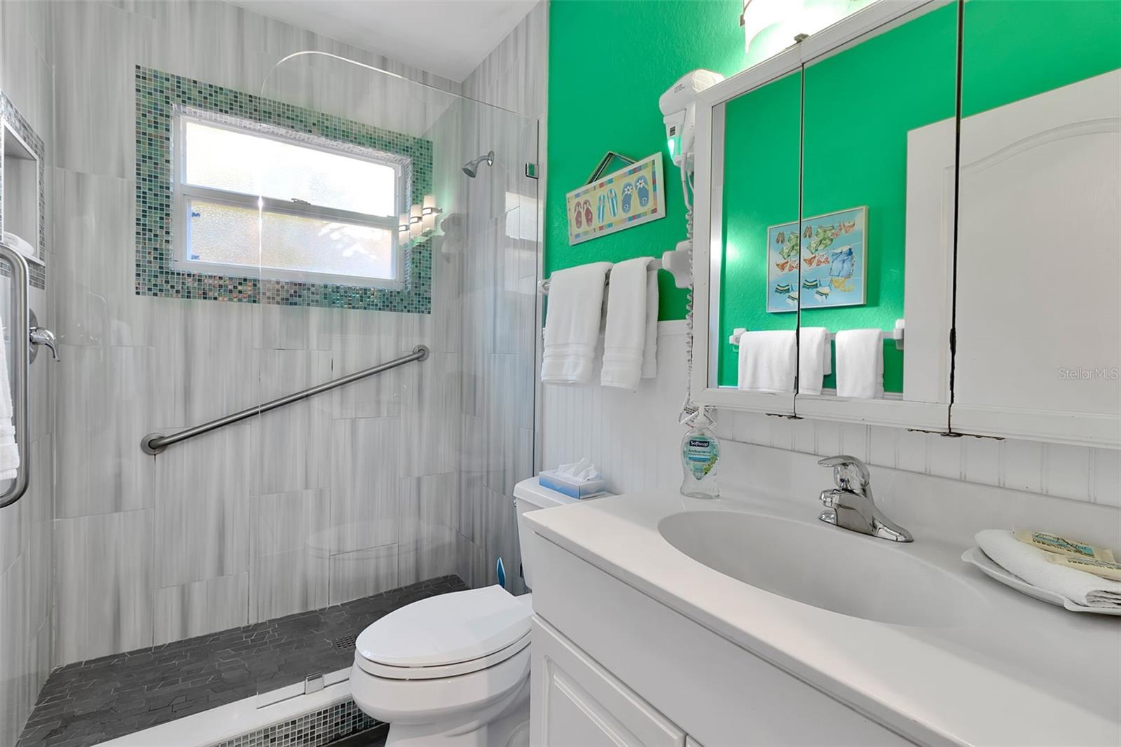 Image 41 of 70 For 5322 Calle De La Siesta