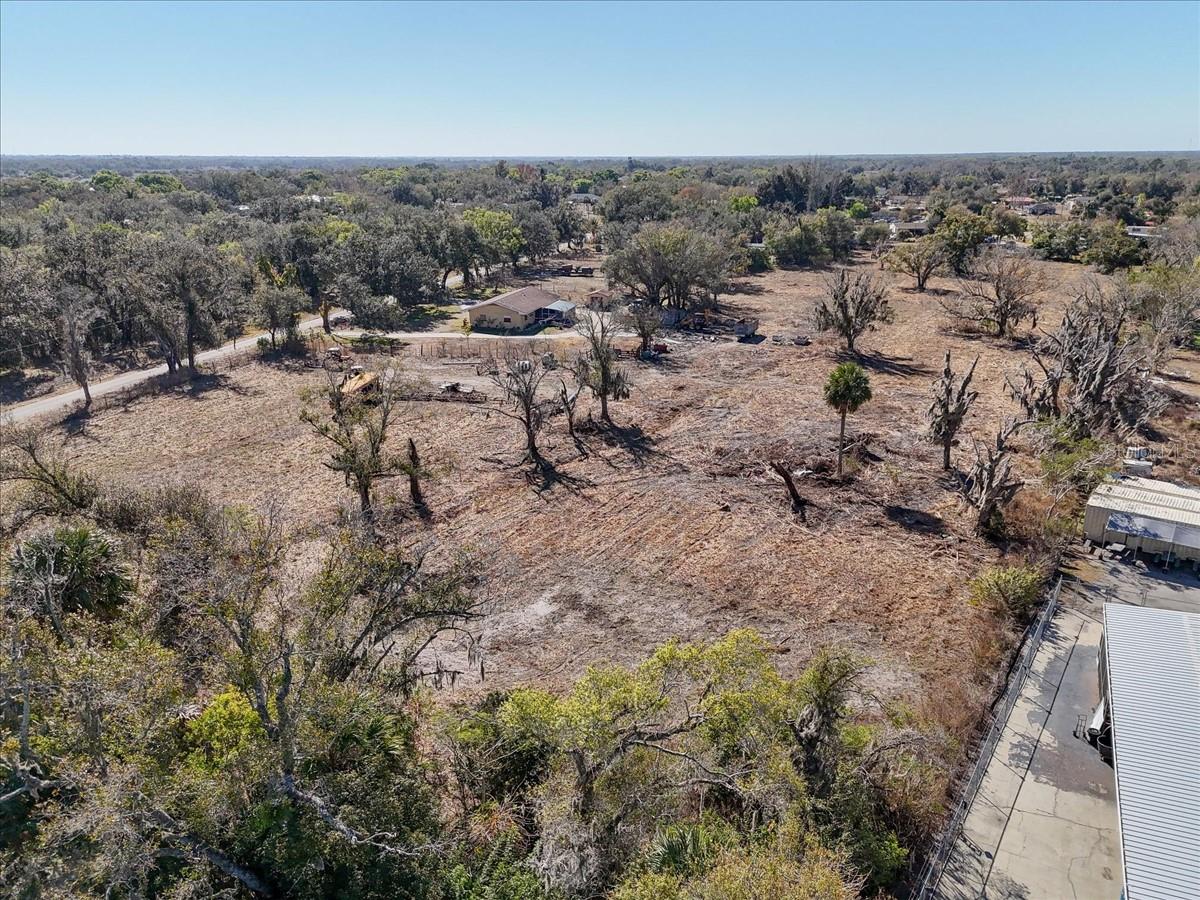 Image 12 of 41 For 1707 Robin Road