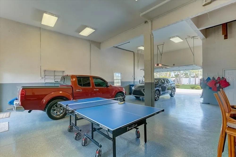 Image 14 of 23 For 2424 Bay Drive 2424-2426