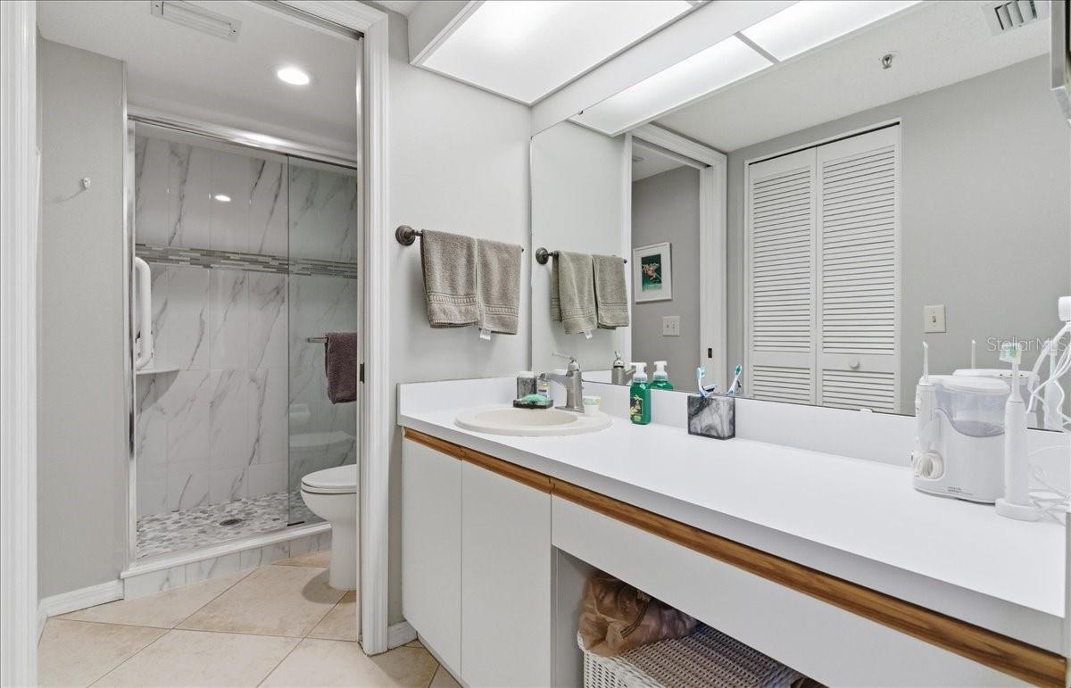 Image 27 of 55 For 6505 Stone River Road 103