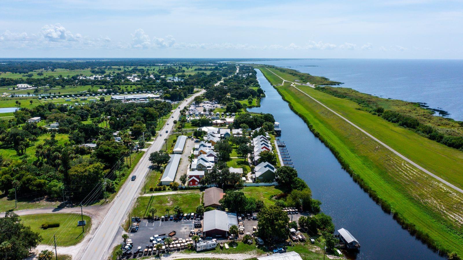 Image 9 of 51 For 4334 Us Highway 441 Se 24