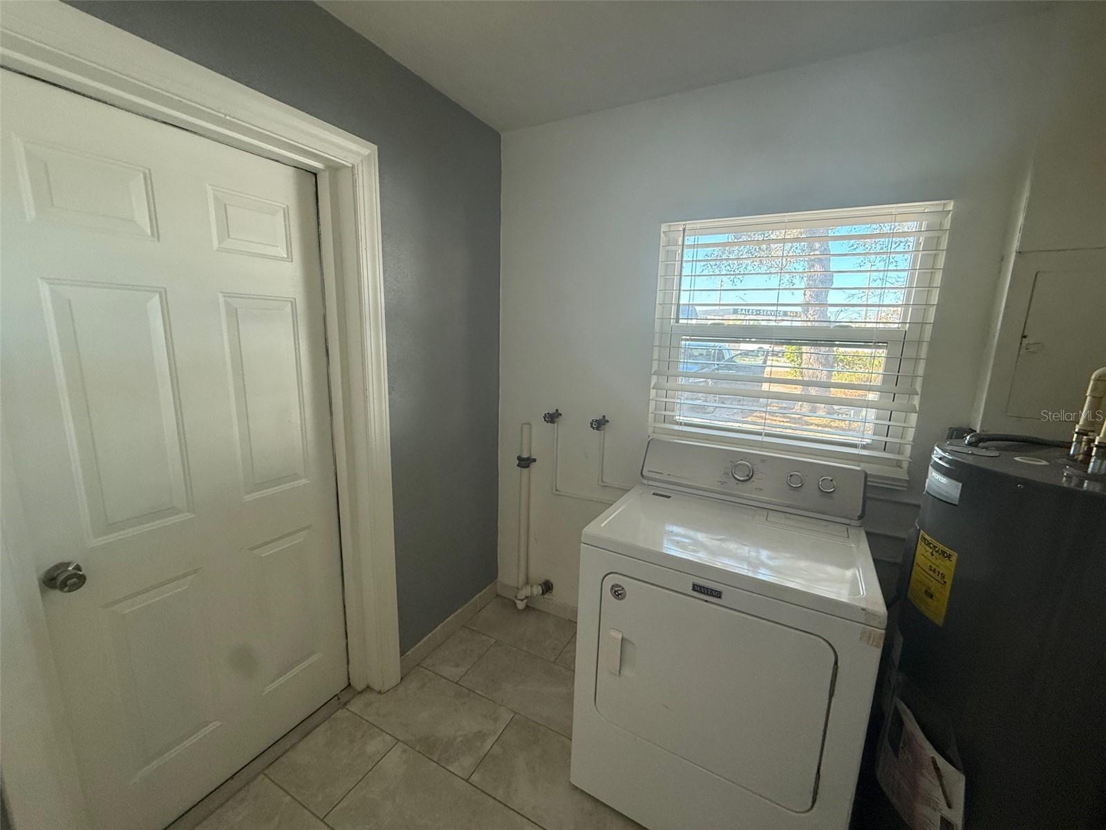 Image 10 of 20 For 2725 Terry Lane