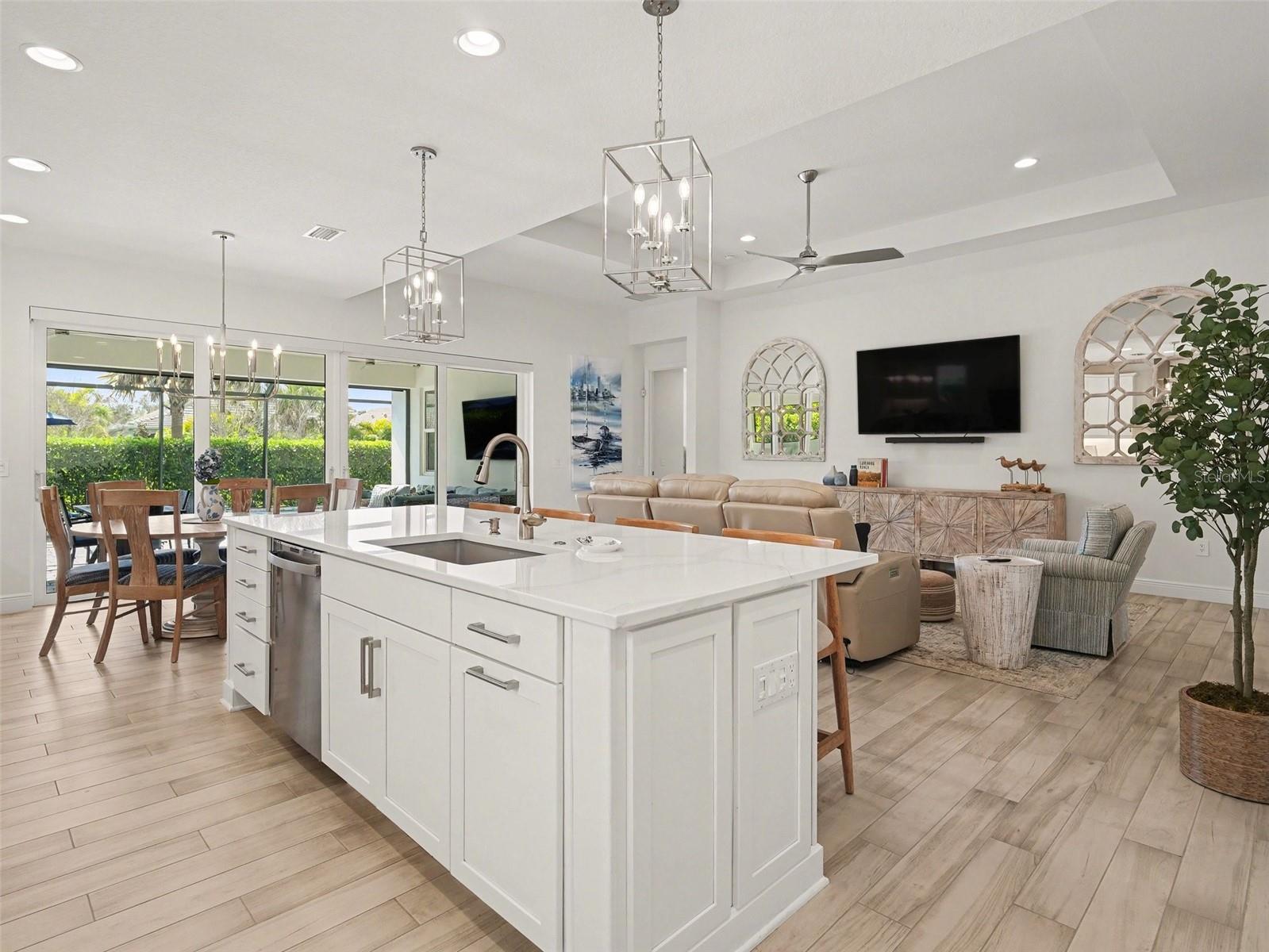 Image 16 of 62 For 8109 Sandstar Way