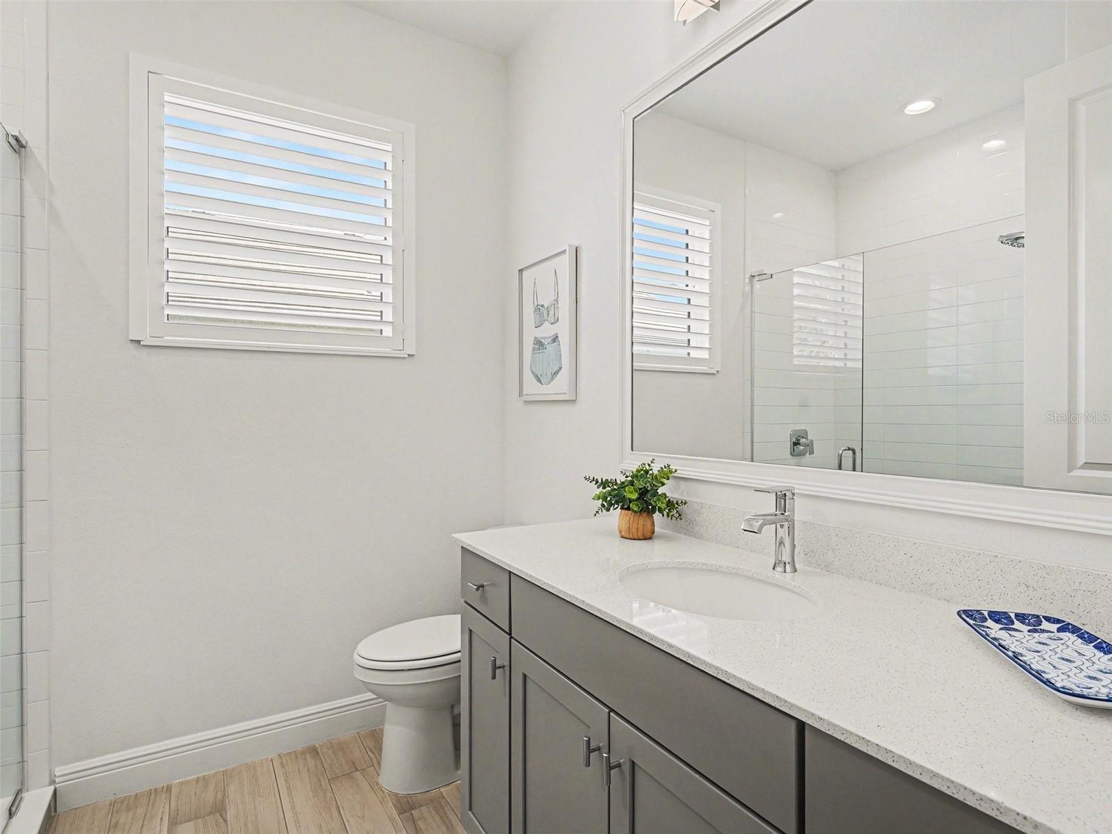 Image 27 of 62 For 8109 Sandstar Way