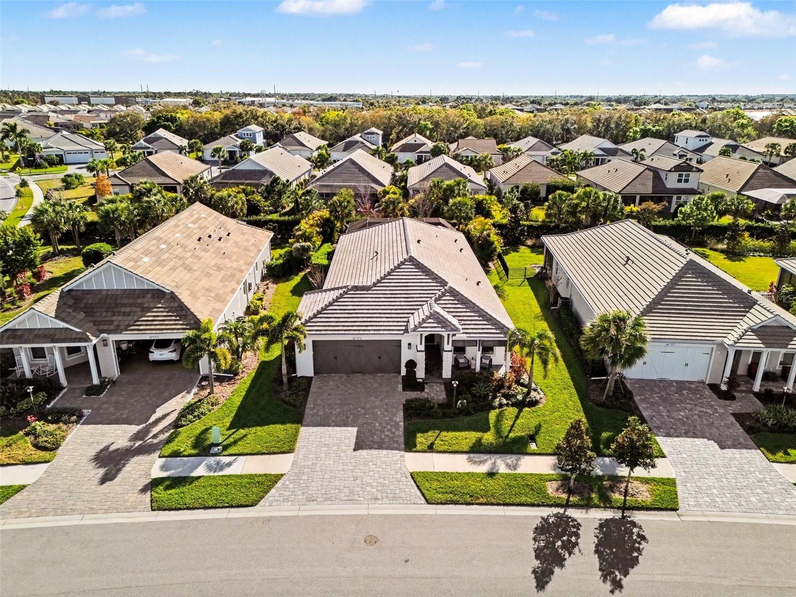 Image 37 of 62 For 8109 Sandstar Way