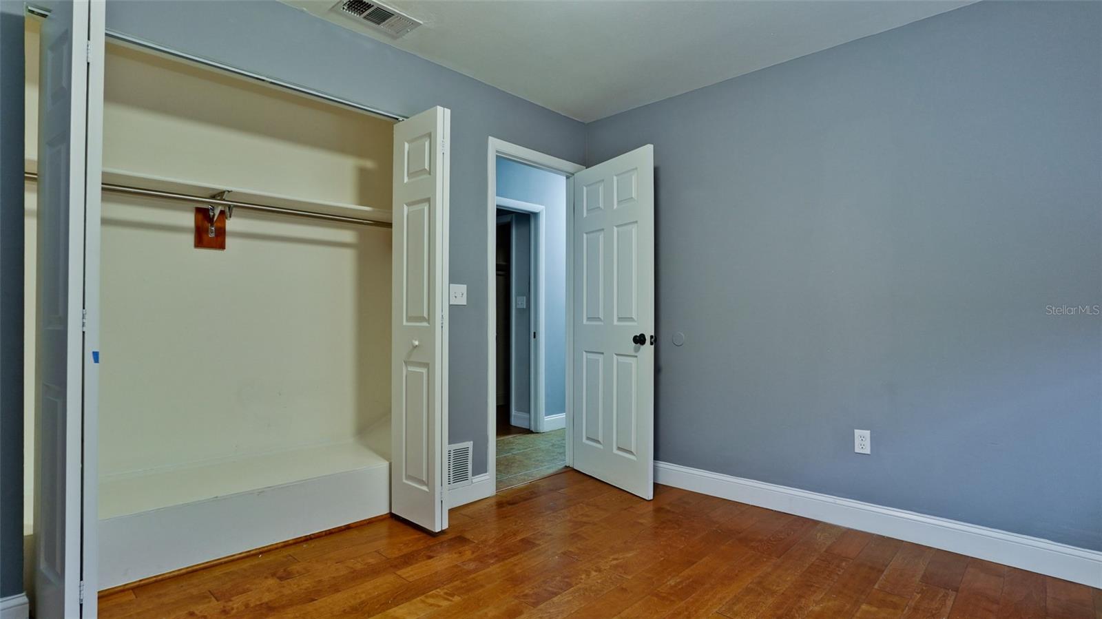 Image 22 of 35 For 3965 Corona Lane