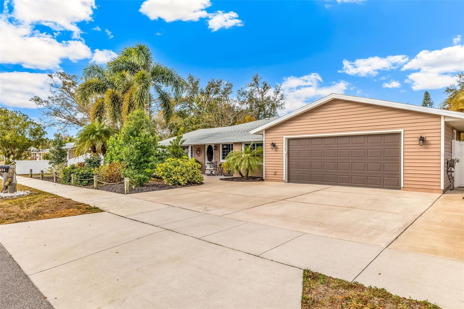 Image 3 of 35 For 1024 Pattison Avenue