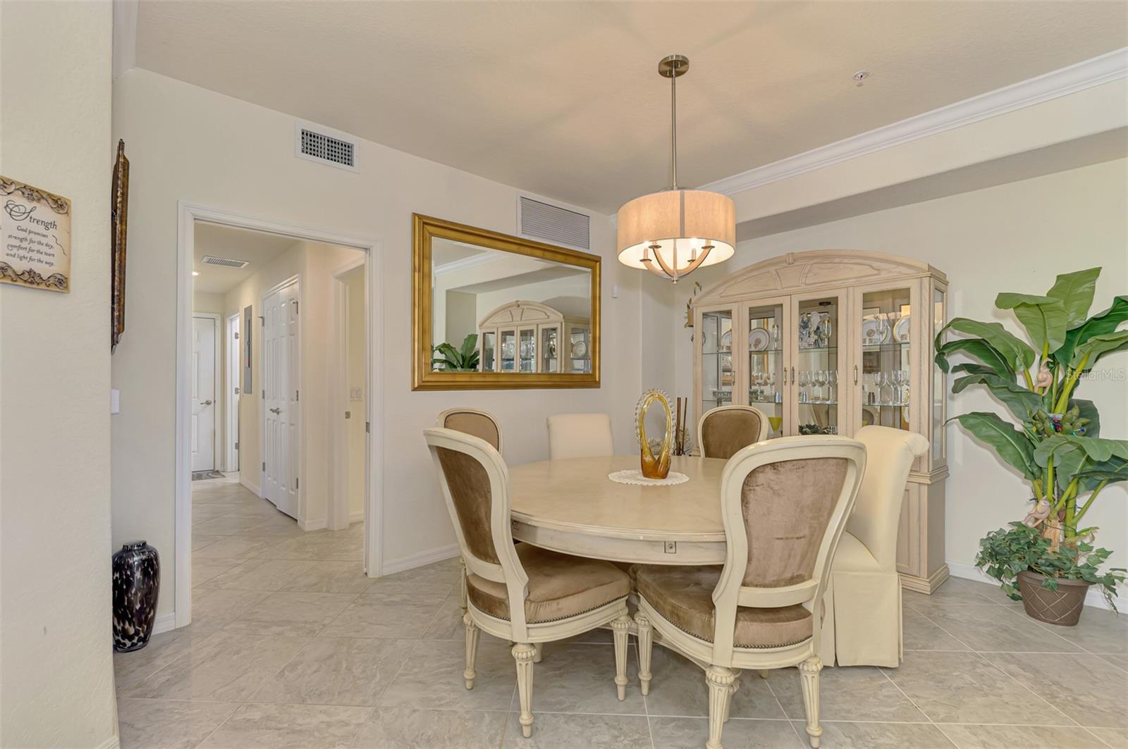 Image 23 of 58 For 12570 Ghiberti Circle 102