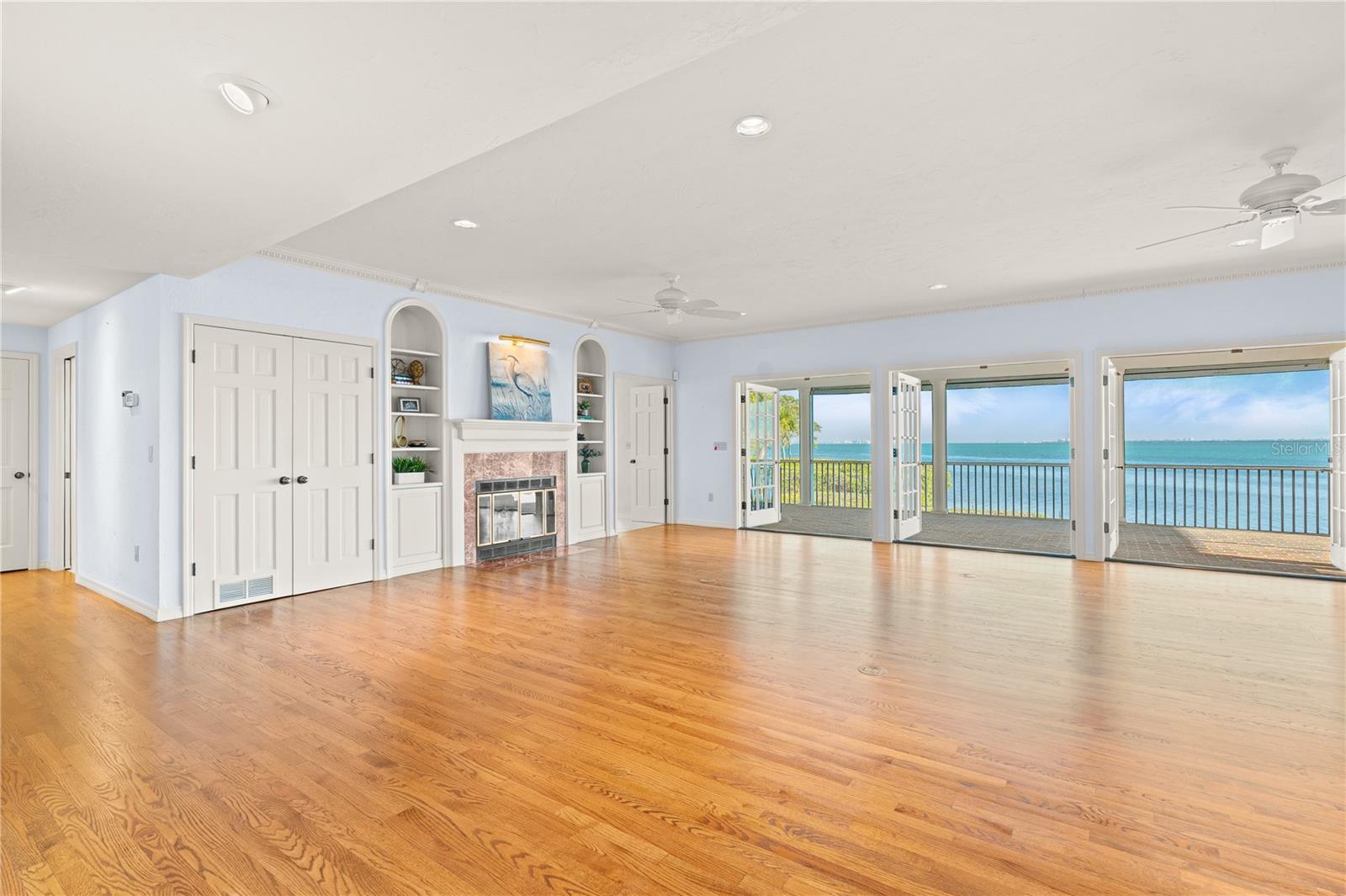 Image 10 of 50 For 41 Tidy Island Boulevard