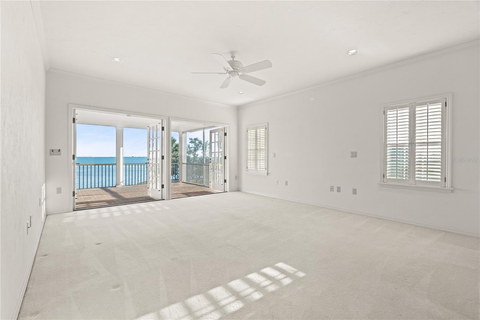 Image 17 of 50 For 41 Tidy Island Boulevard