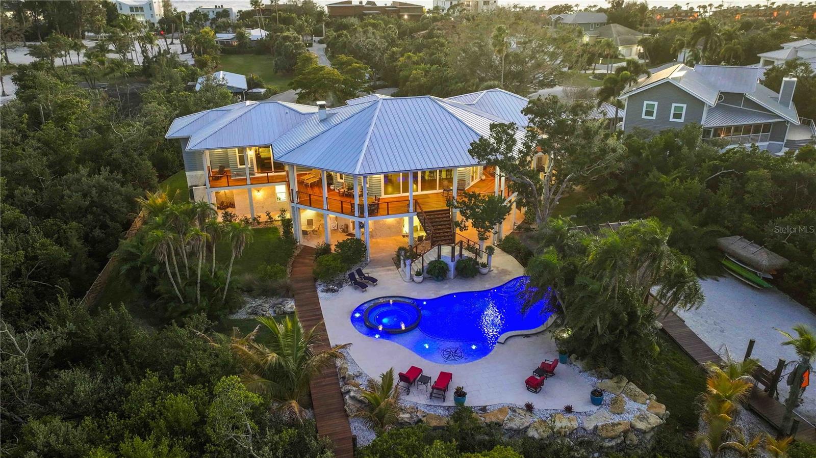 Image 10 of 100 For 6680 Gulf Of Mexico Drive