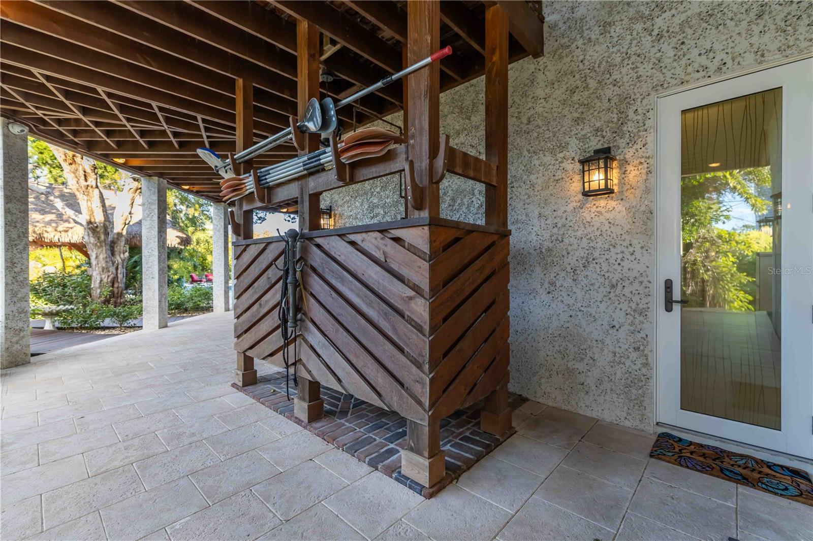 Image 43 of 100 For 6680 Gulf Of Mexico Drive