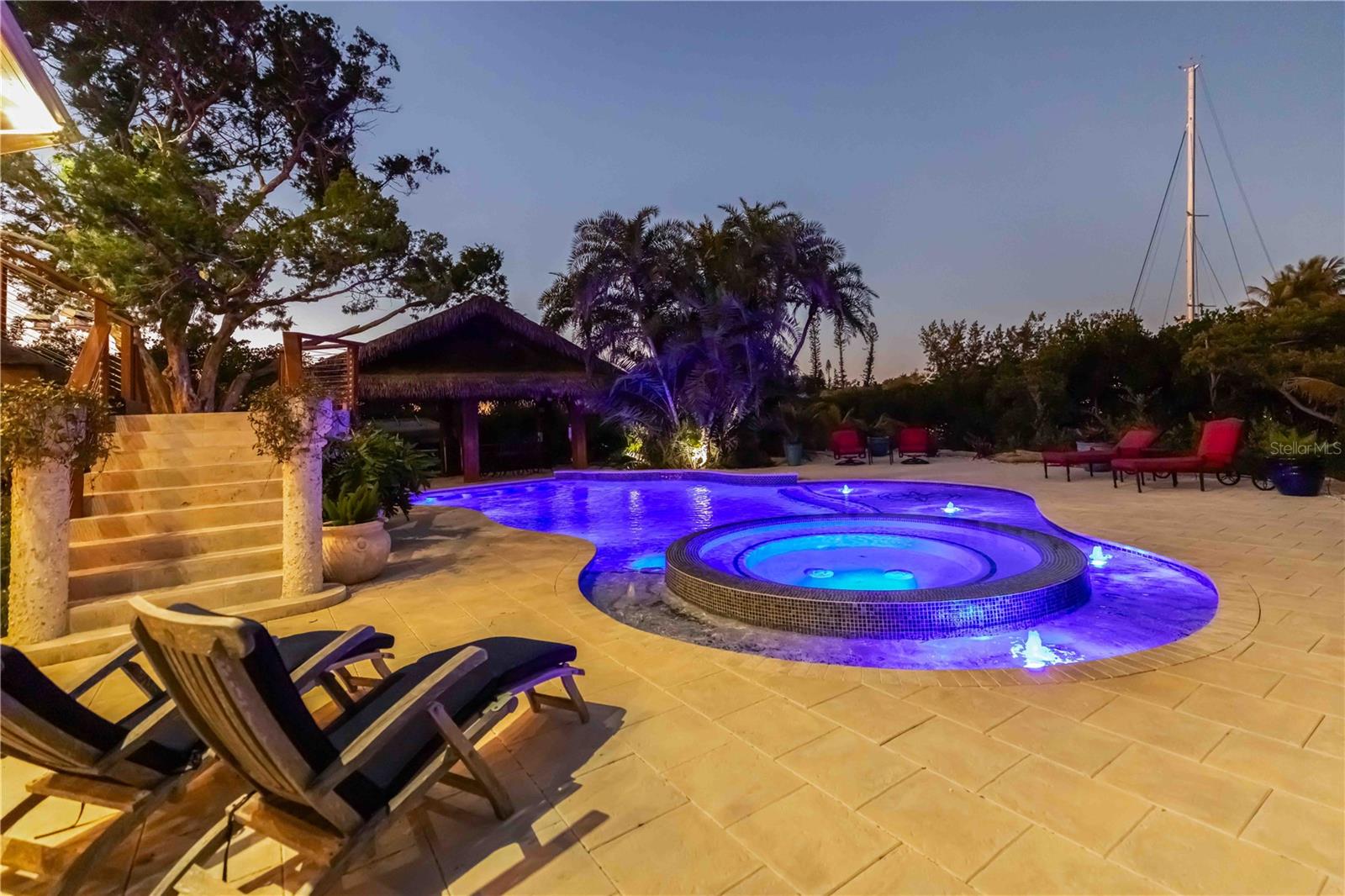 Image 55 of 100 For 6680 Gulf Of Mexico Drive