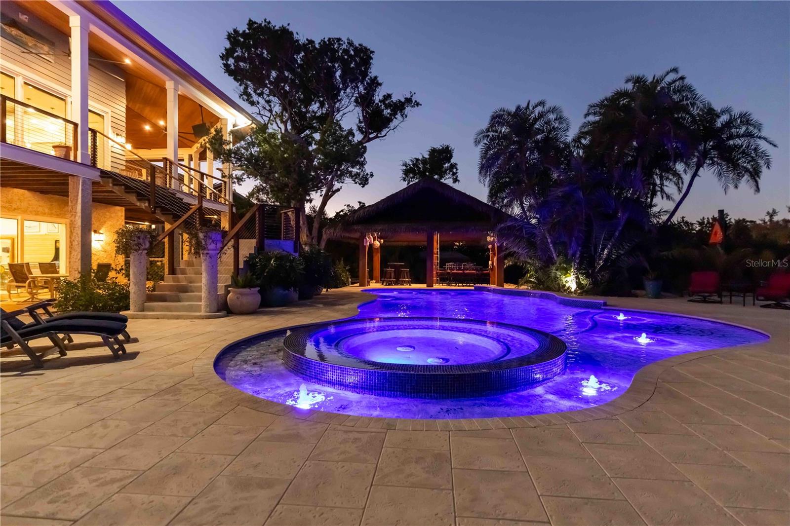 Image 56 of 100 For 6680 Gulf Of Mexico Drive